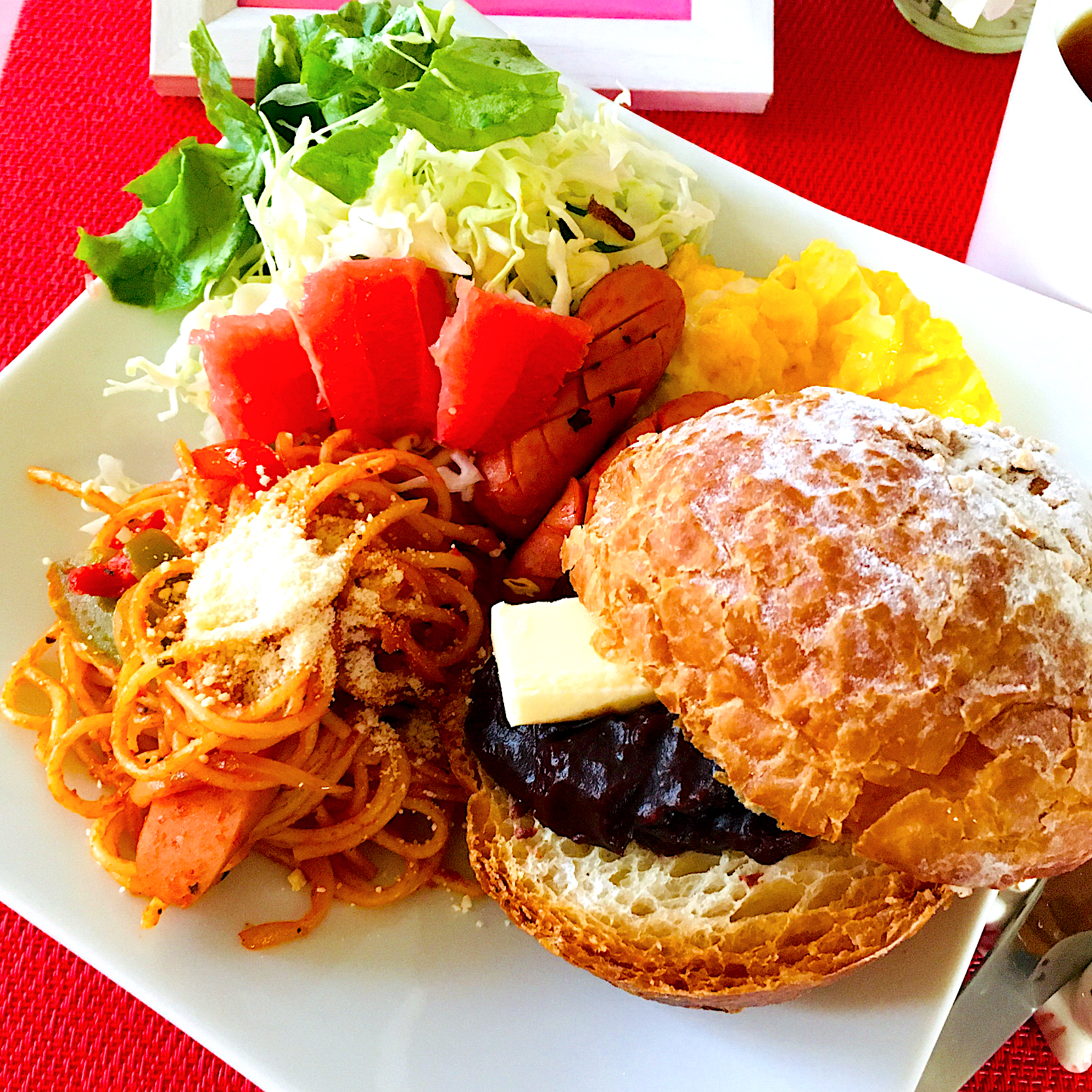 美味しすぎ〜モーニング^ - ^笑笑💖あんバターサンドとナポリタン^ ^