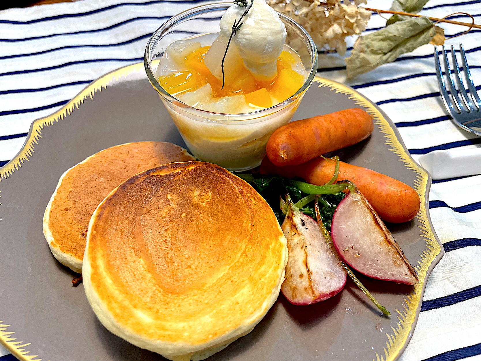 ホットケーキで朝ごはん