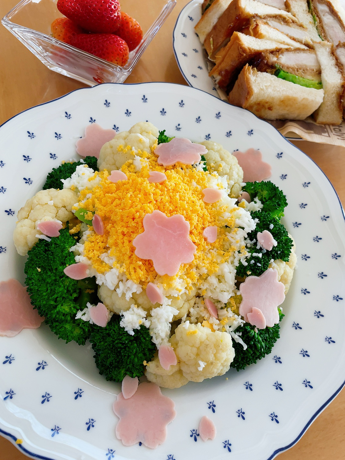花野菜サラダ