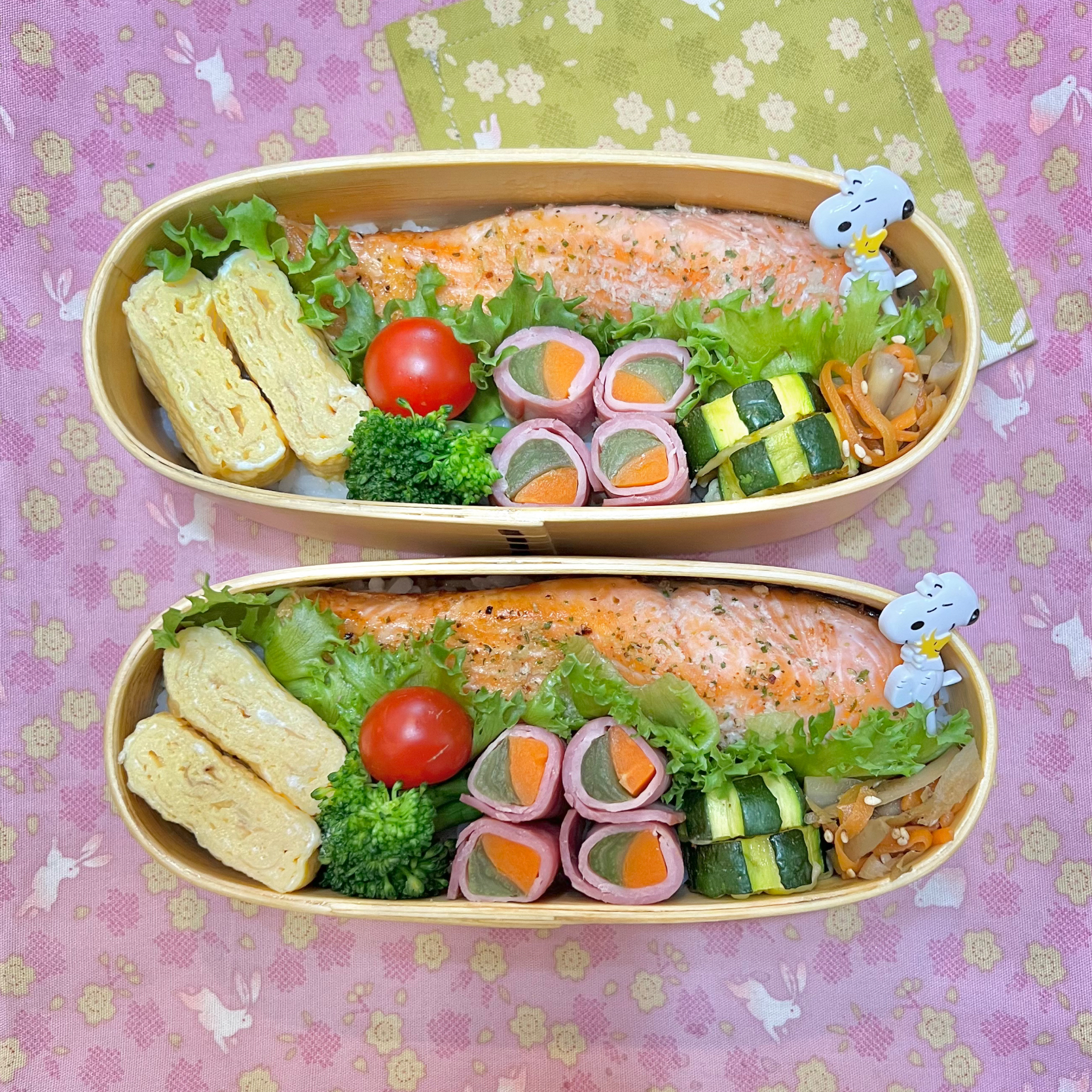 サーモンハーブグリル☘️の双子ちゃんお弁当💙❤️ 4/21金