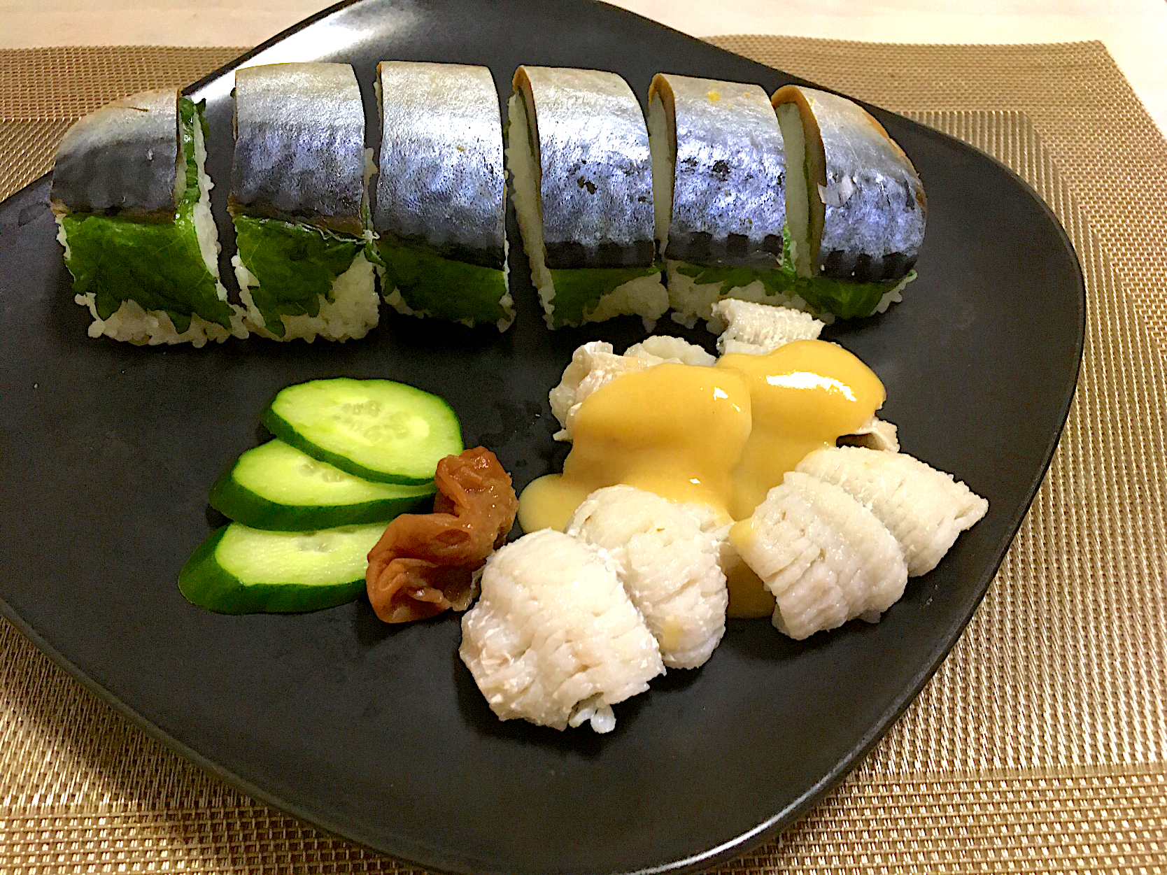 鱧と〆鯖寿司