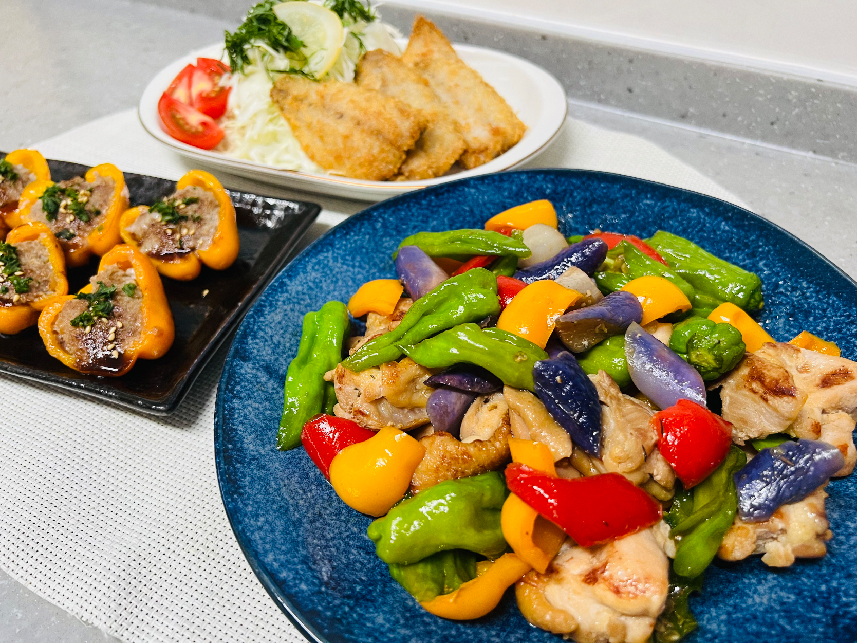 「鶏肉と夏野菜の炒め物」