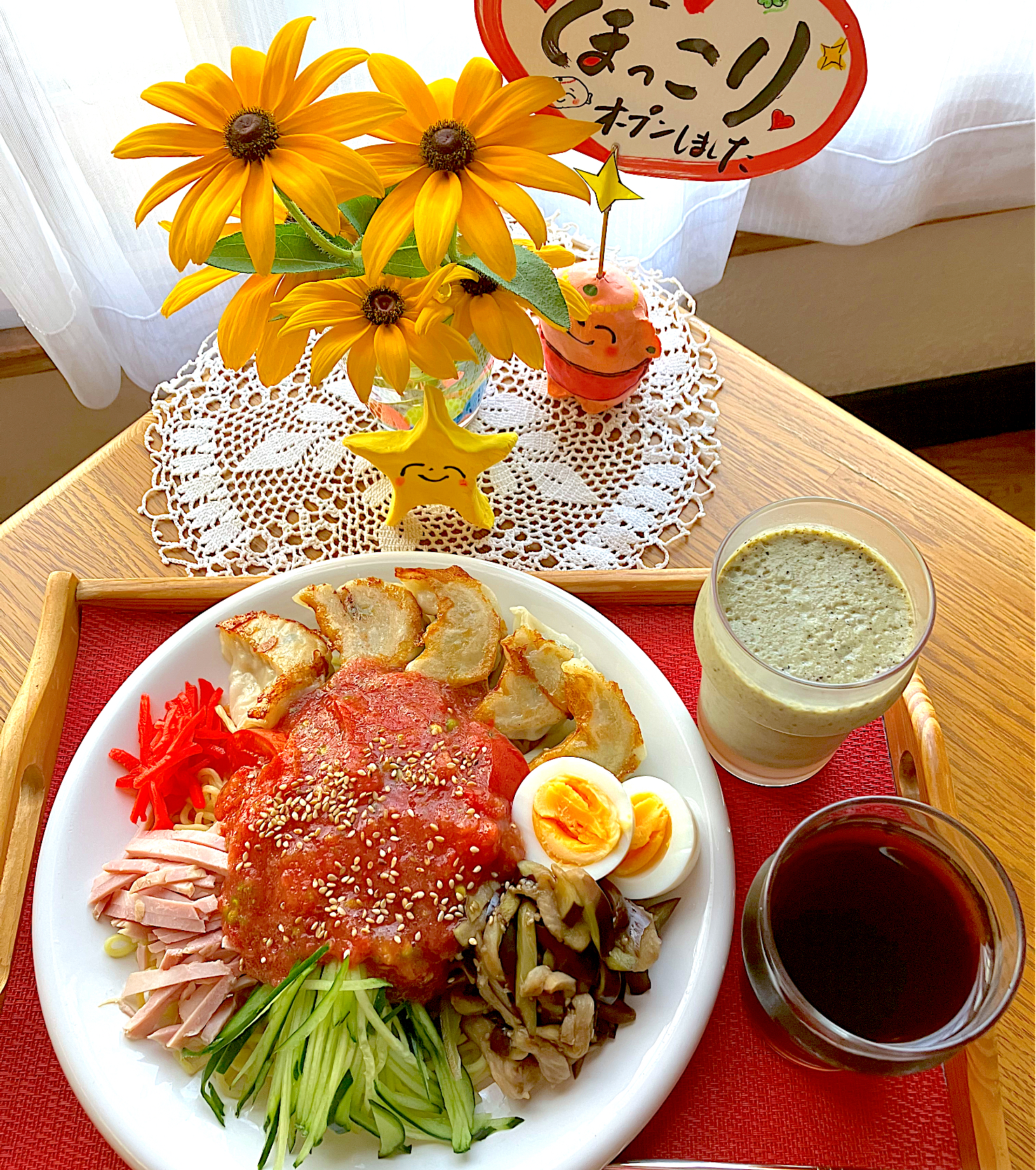 餃子🥟とすりおろしトマト掛け冷やしラーメン^ - ^最高😀