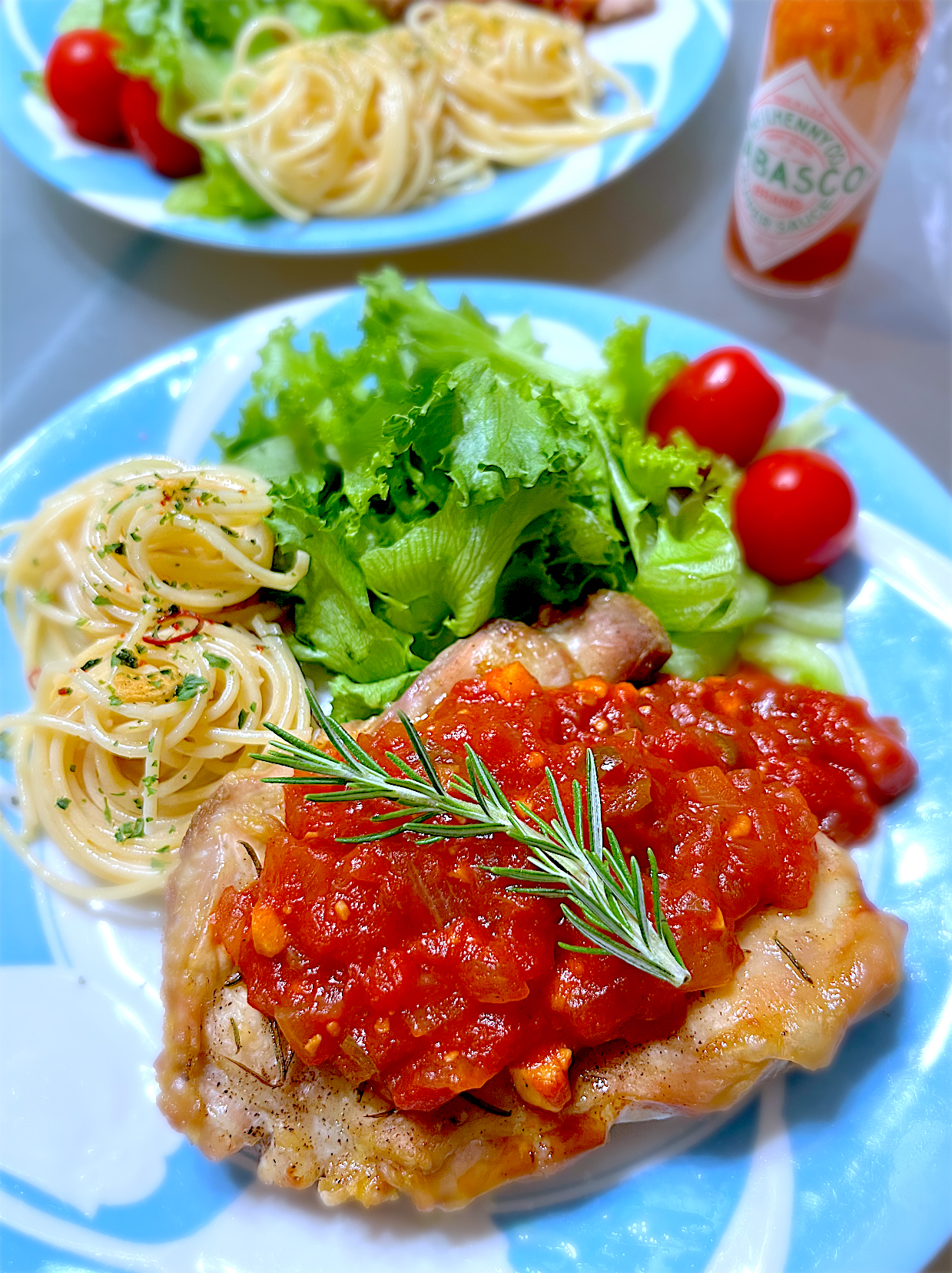 チキンソテー🐓♡トマトガーリックソース🍅