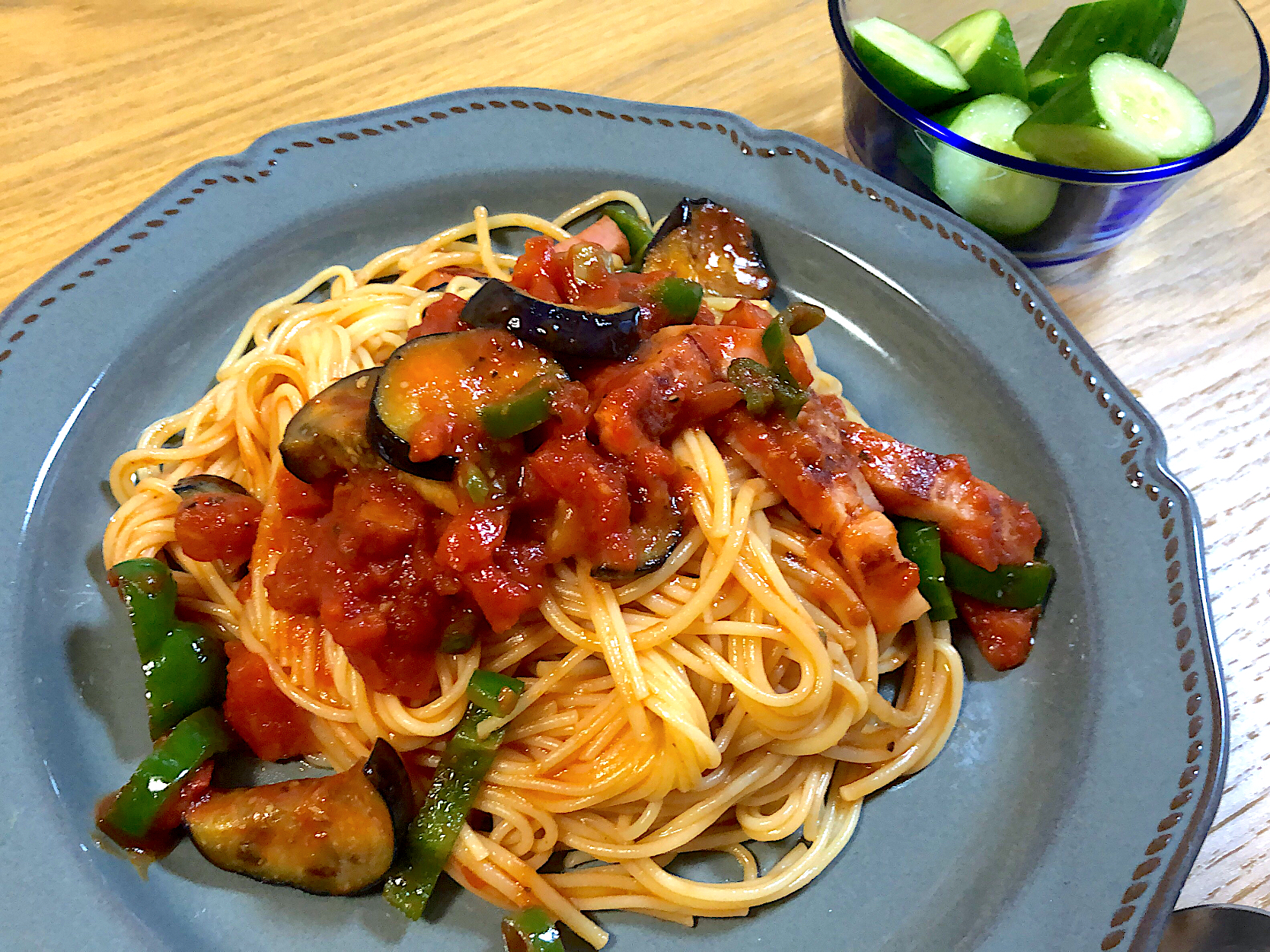 茄子とベーコンのトマトパスタ🍝