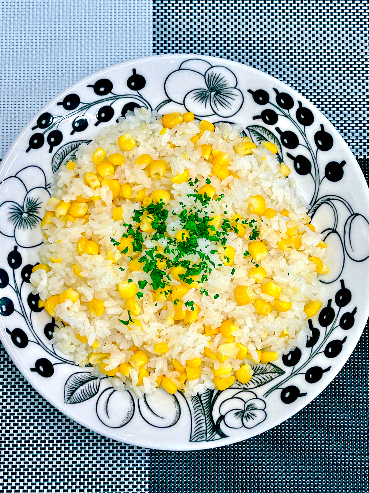 シンプルが美味しい！とうもろこしの炊き込みご飯