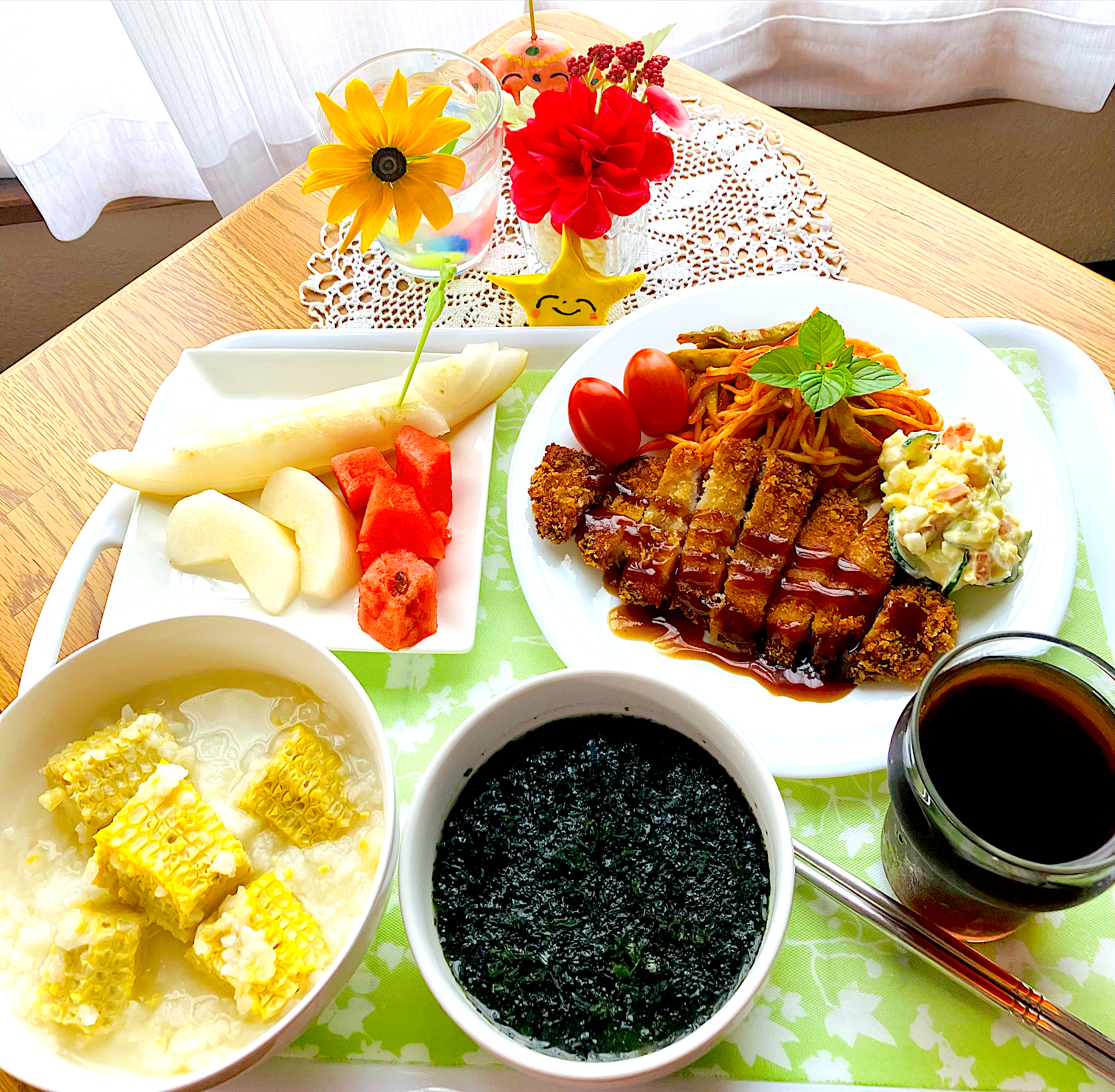 夏バテ予防のしあわせ朝ごはん^ - ^とうもろこしの芯粥🌽とんかつ😋