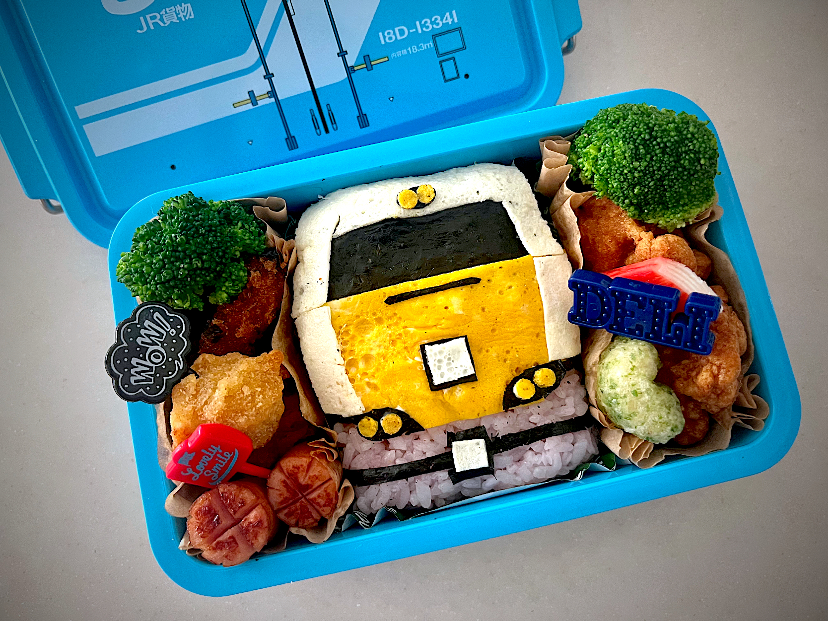 電車弁当　特急つがる52号！