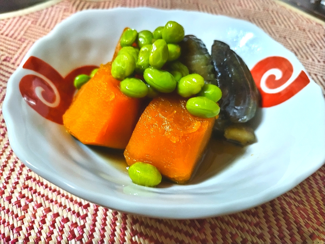 夏野菜の炊いたん（かぼちゃ・茄子・枝豆）