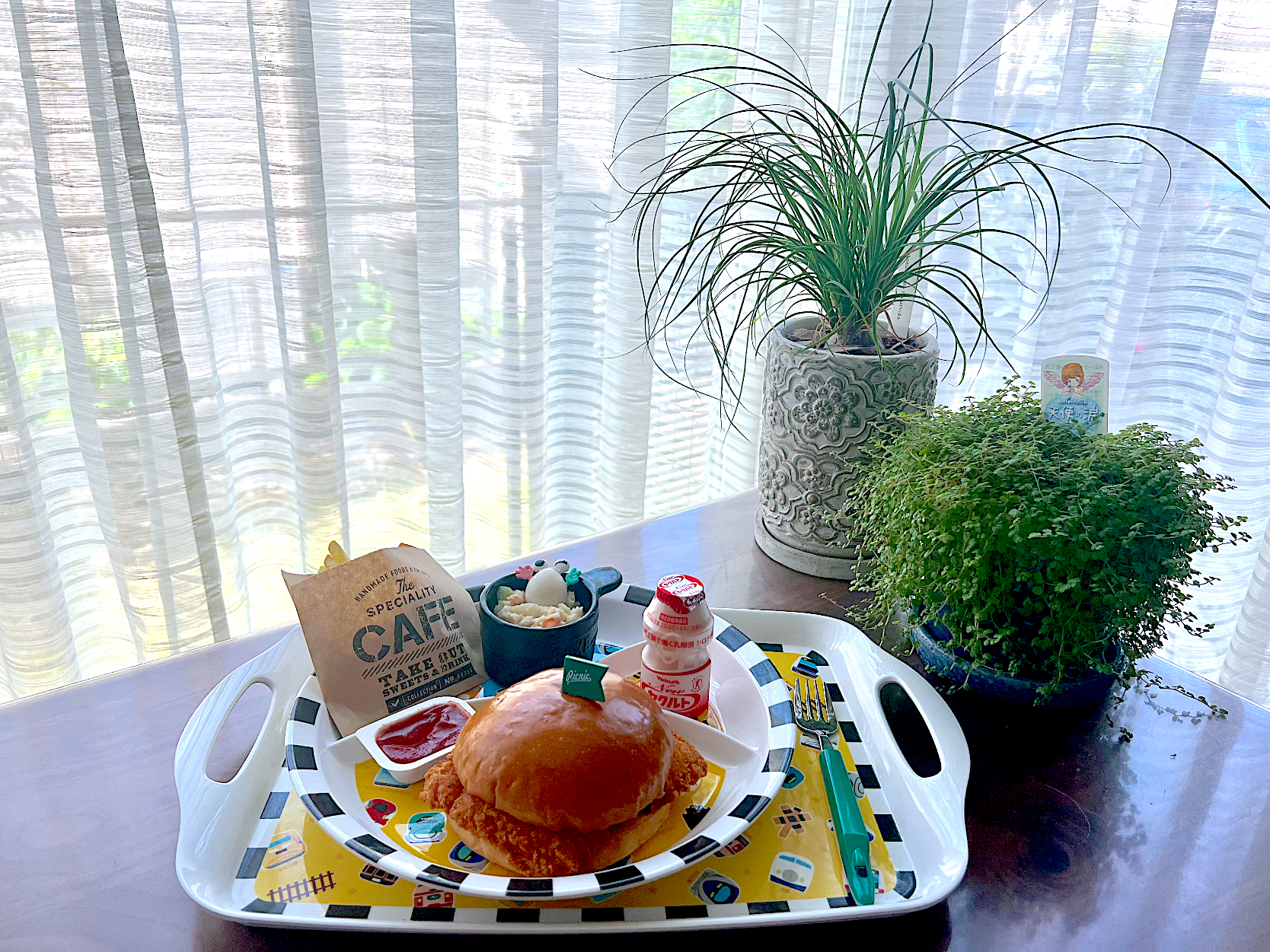 電車プレートランチ♪キッズバーガー🍔プレート