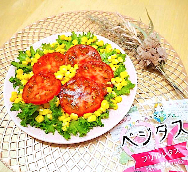トマトのフラワーサラダ