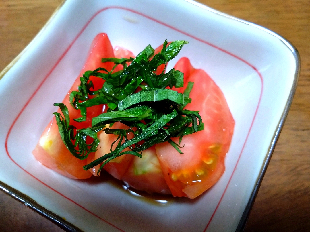 トマト🍅のポン酢あえ大葉のせ