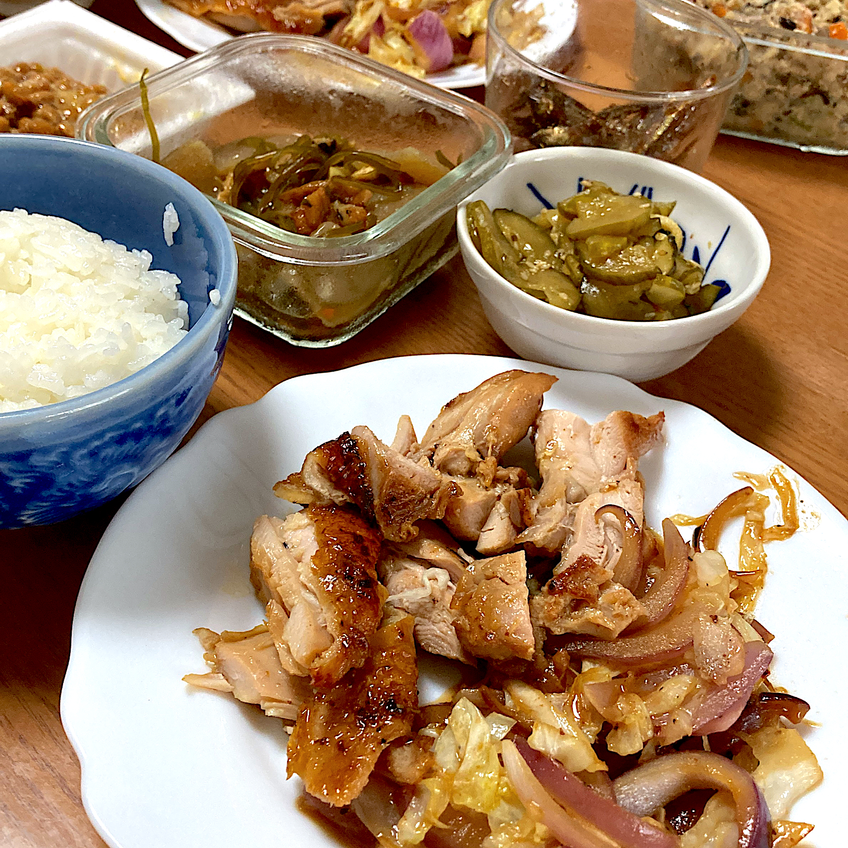 鶏もも照り焼きとキャベツ炒め