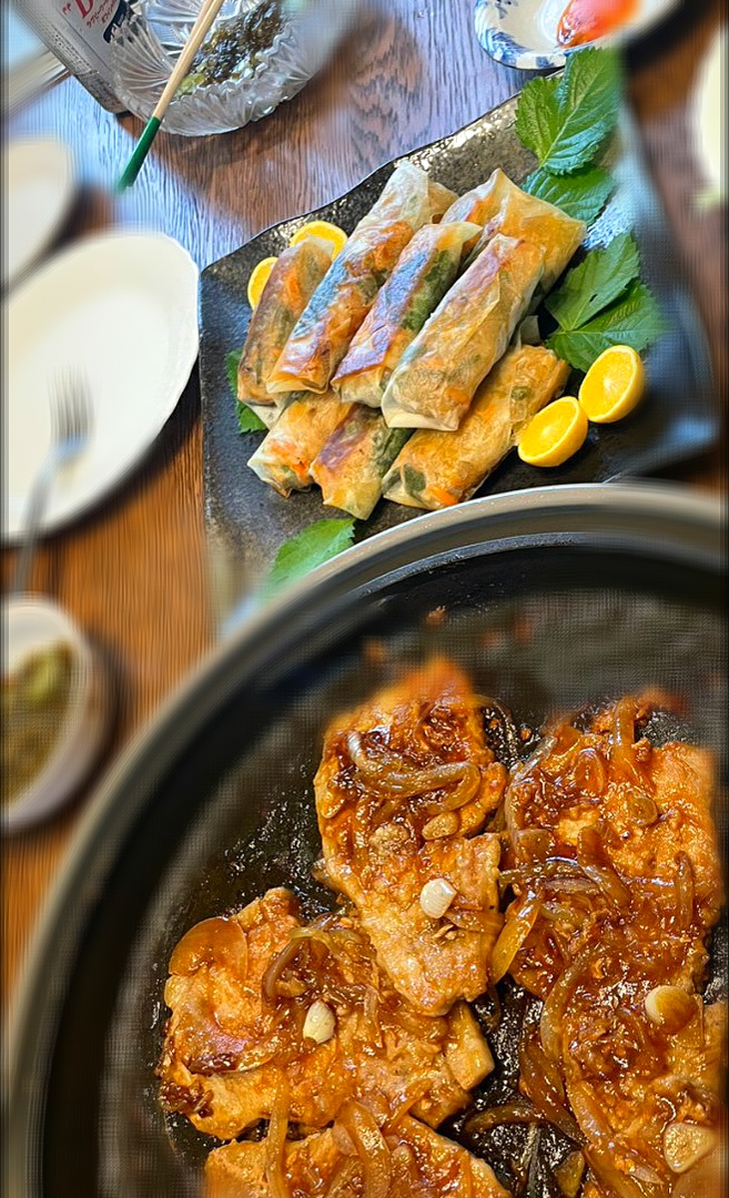 春巻きとトンテキともずく酢で夏バテに負けない晩ごはん🎶