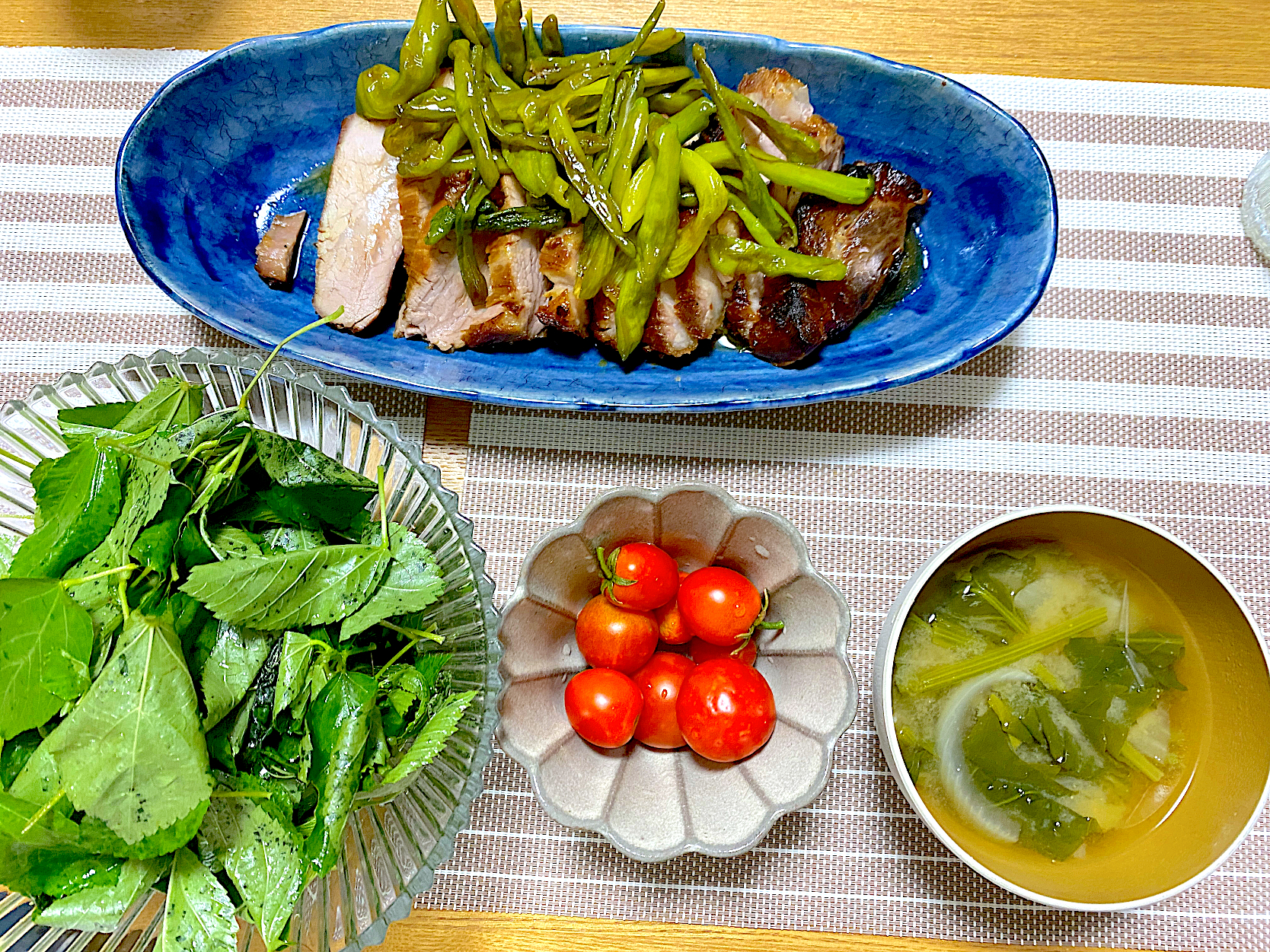 大好き😘今井真実さんの焼き豚、モロヘイヤ🥗、味噌汁