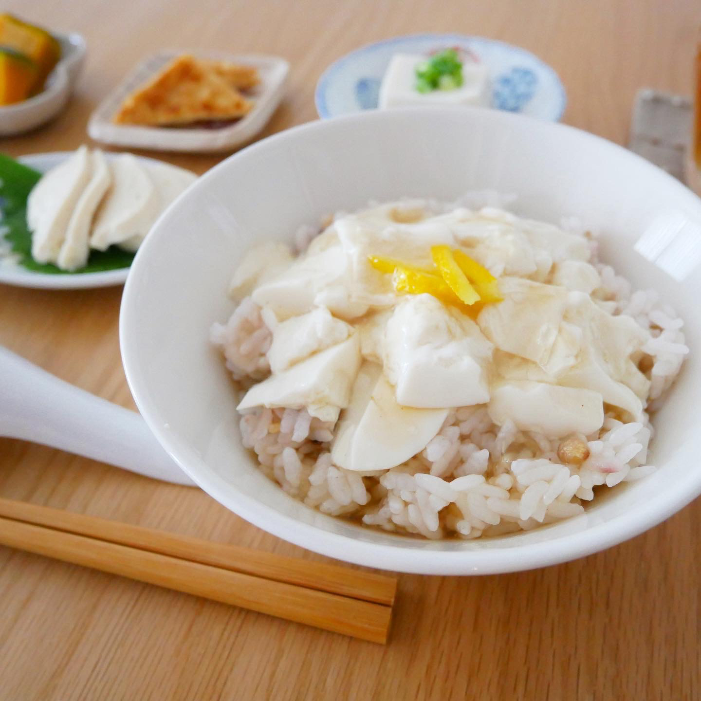 おぼろ豆腐のあんかけゆず風味