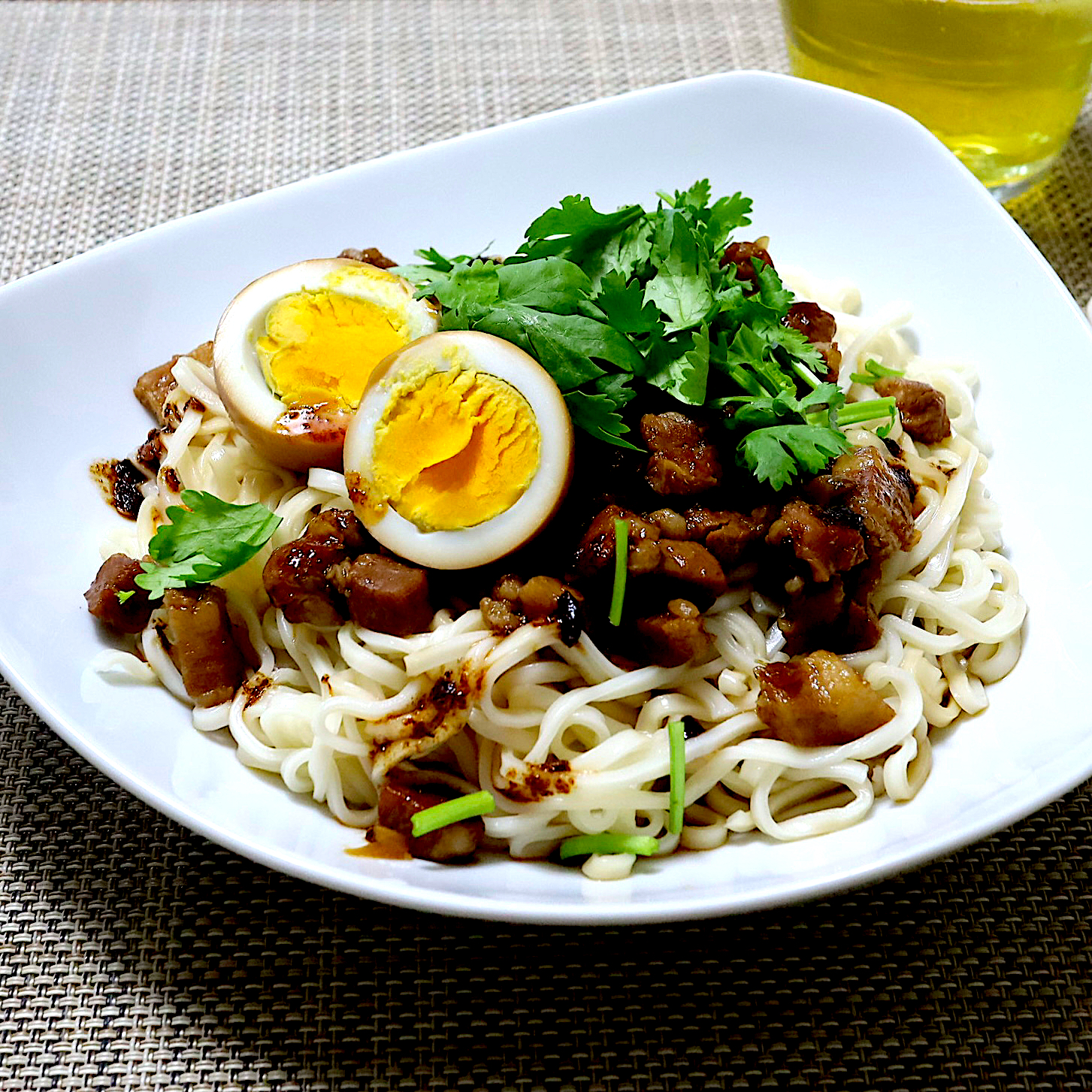 かおるさんの料理 肉燥麵（台湾まぜそば？）