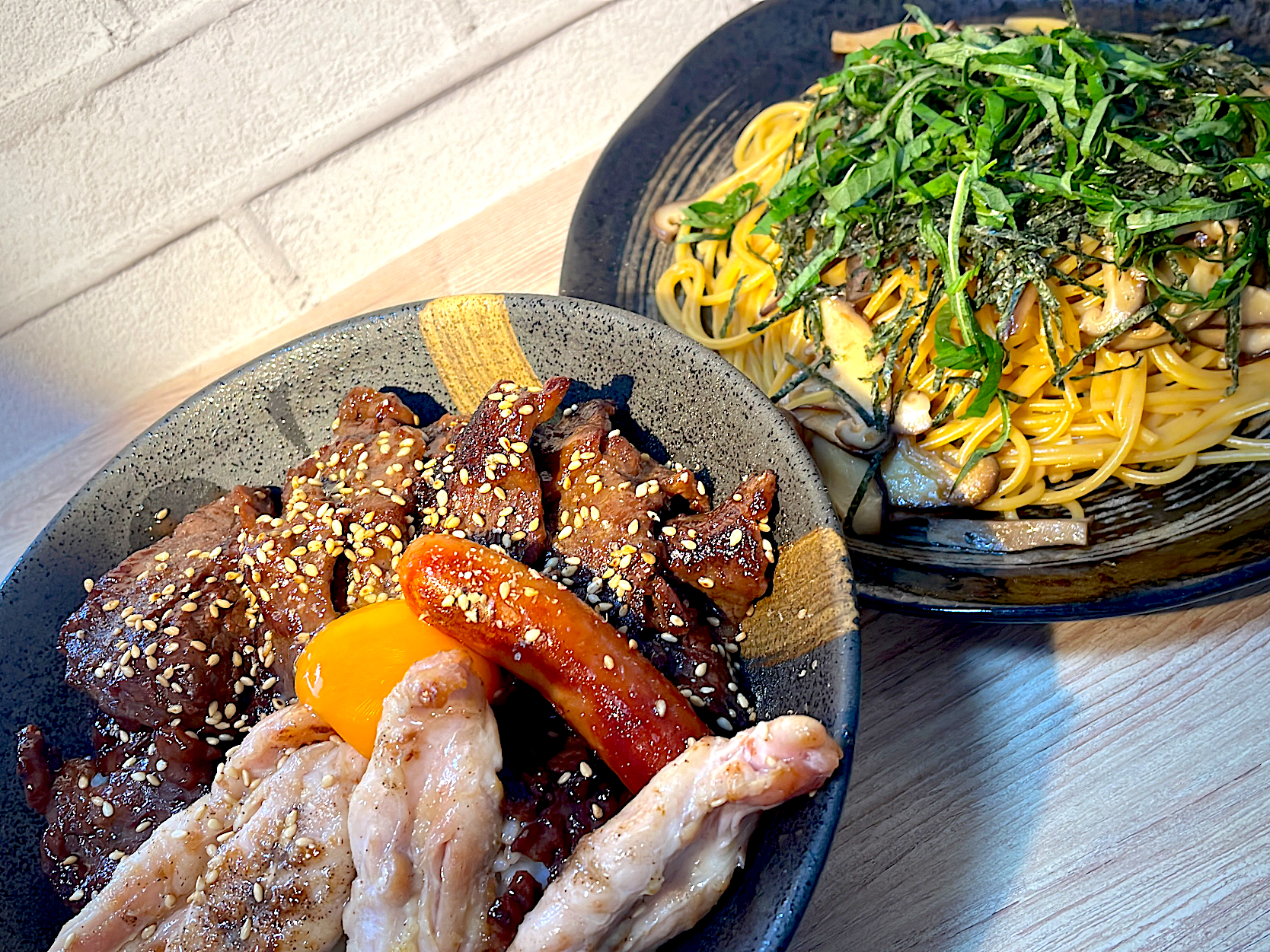 大葉と椎茸パスタと肉🍖丼