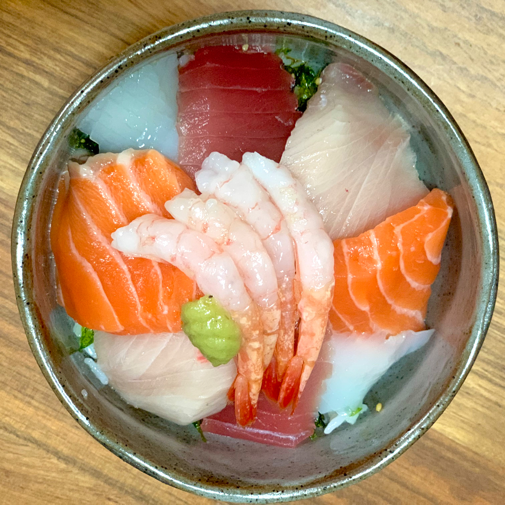 スーパーのお刺身でぱぱっと海鮮丼！