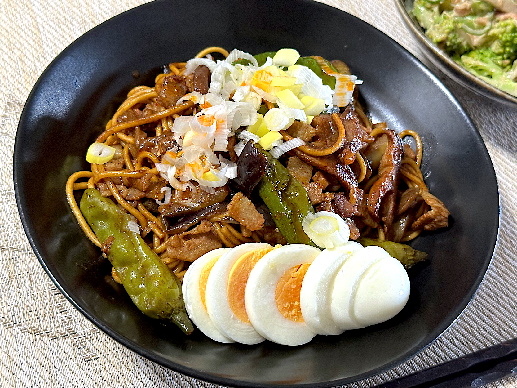 茄子とシシトウの麻婆麺