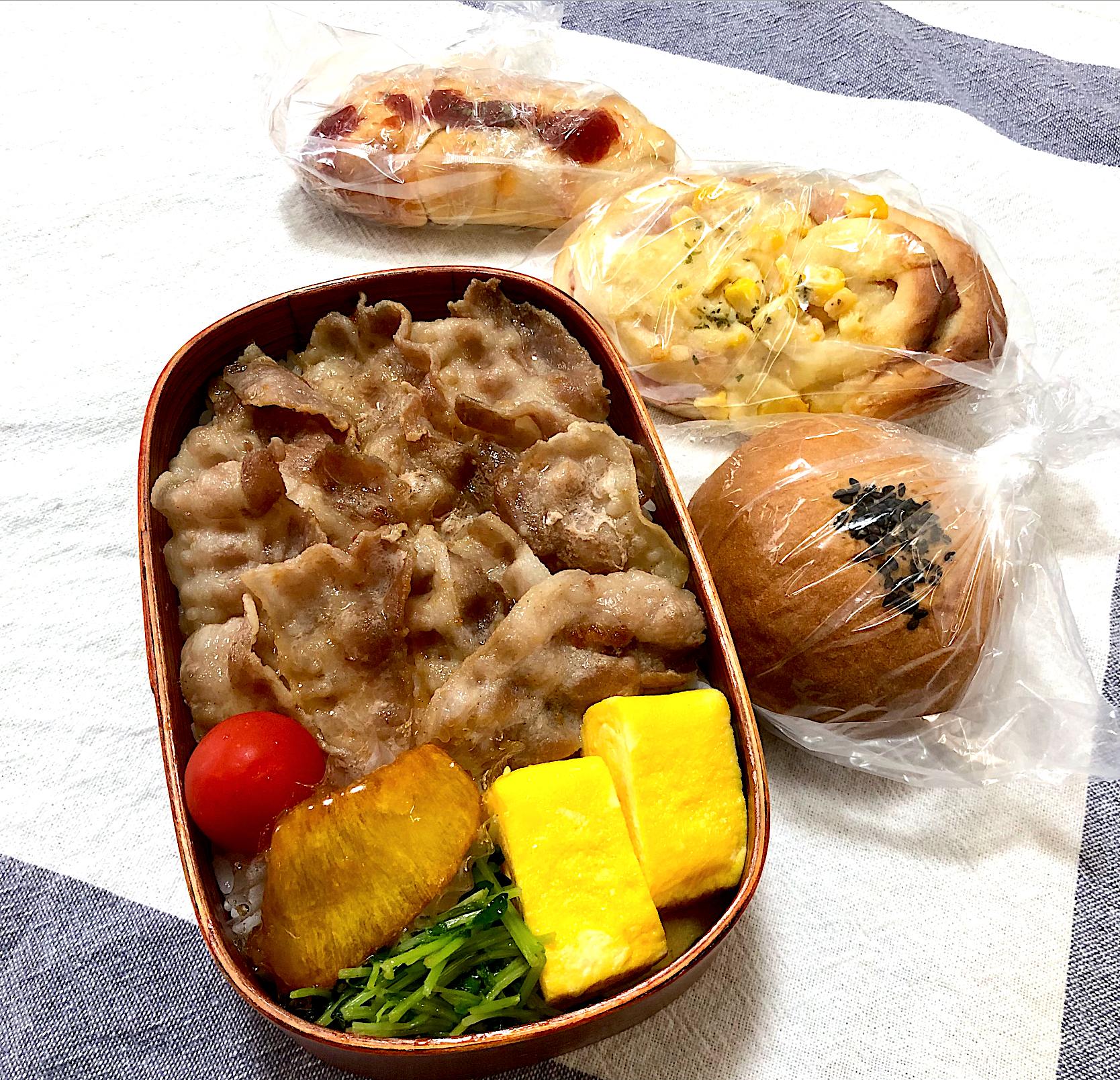 三男男子高校生弁当