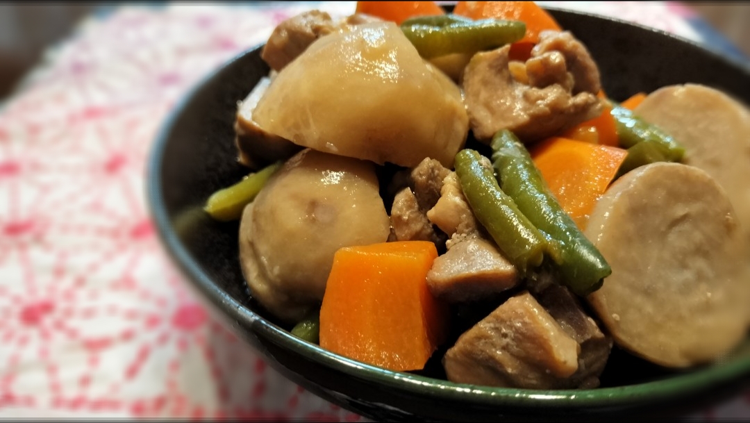 里芋と鶏肉の旨煮