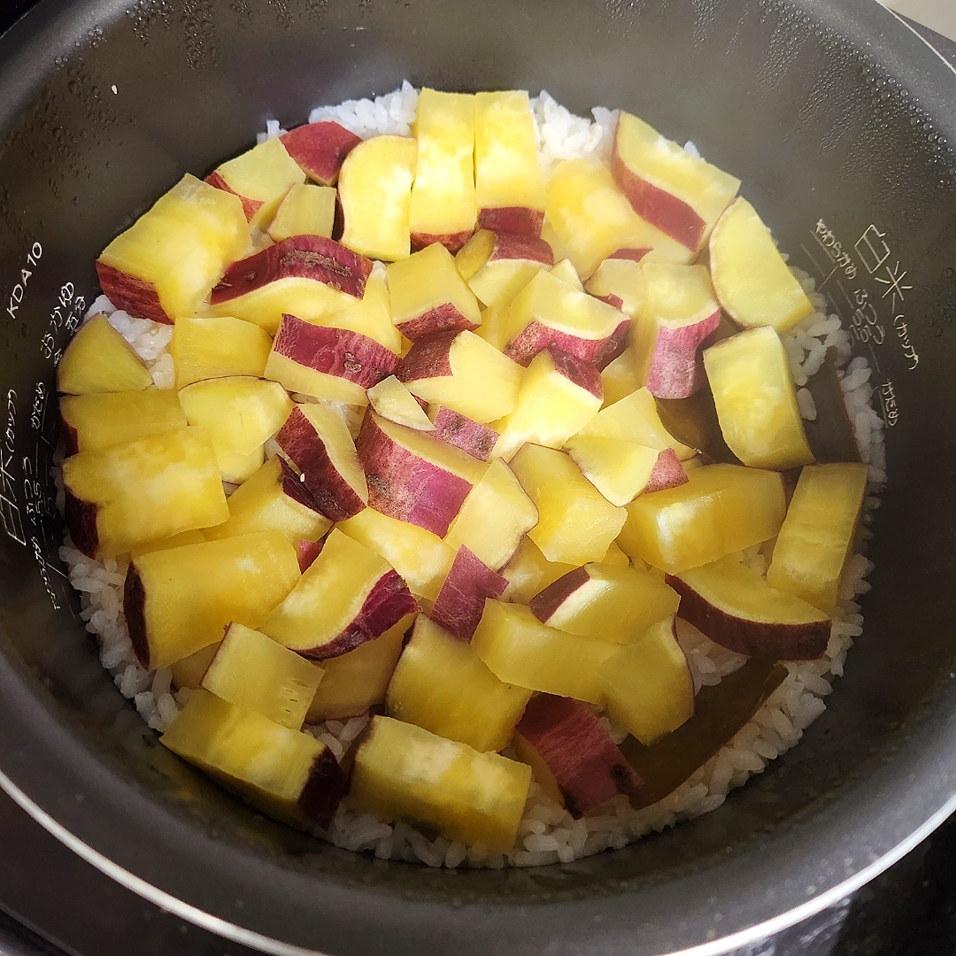 さつまいもご飯