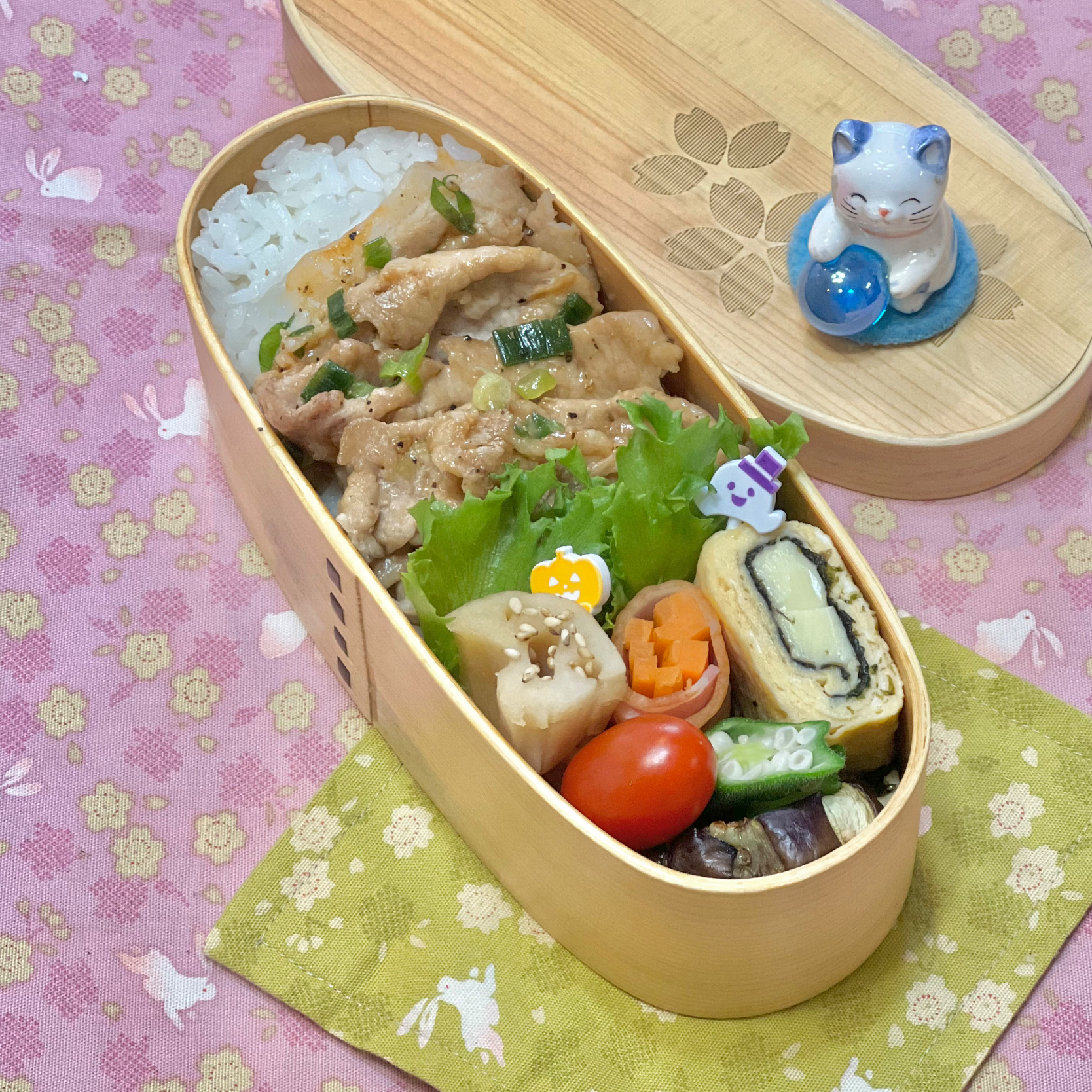 豚ロースのネギ塩炒め☘️の💙ちゃんお弁当　10/18水