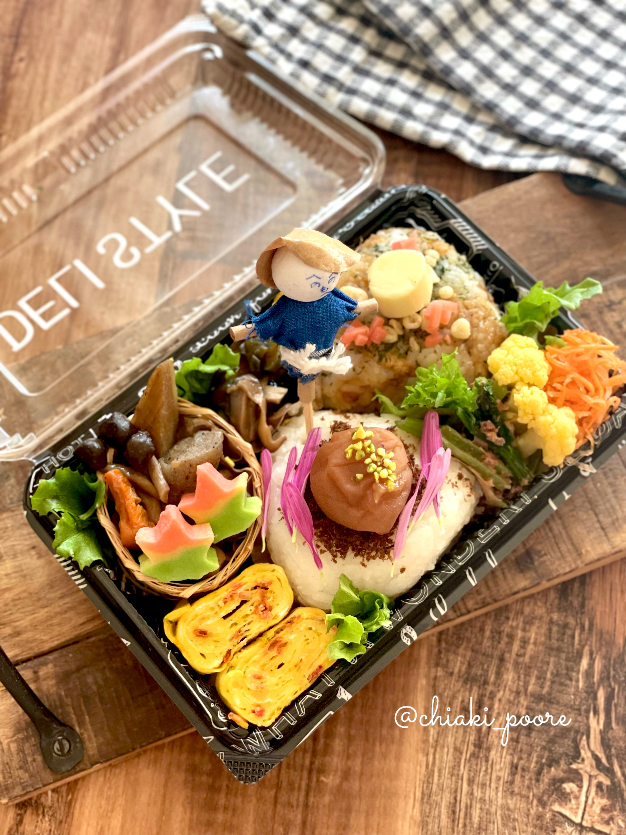 今日のお弁当🍱〜青森の新米“晴天の霹靂”で２種のおにぎりパケ弁〜