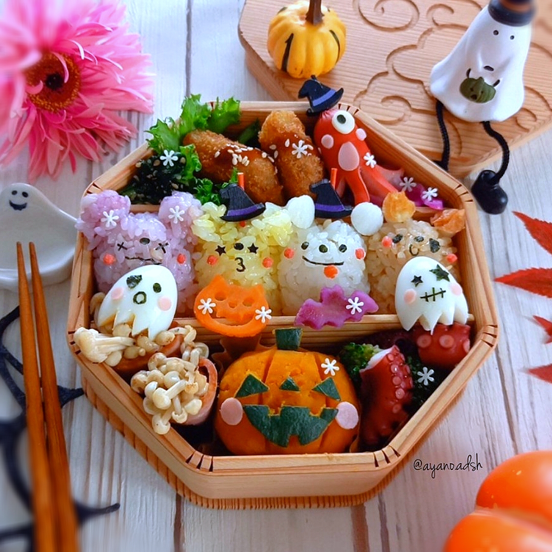 ハロウィン🎃👻🍭
🐻カラフルくまさんおにぎり弁当