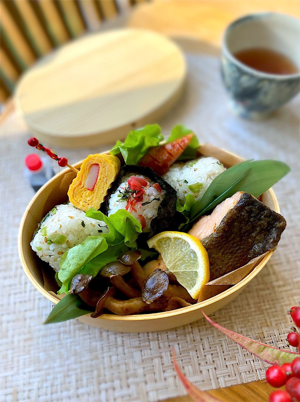 だいごん葉の🍙秋鮭弁当🌿