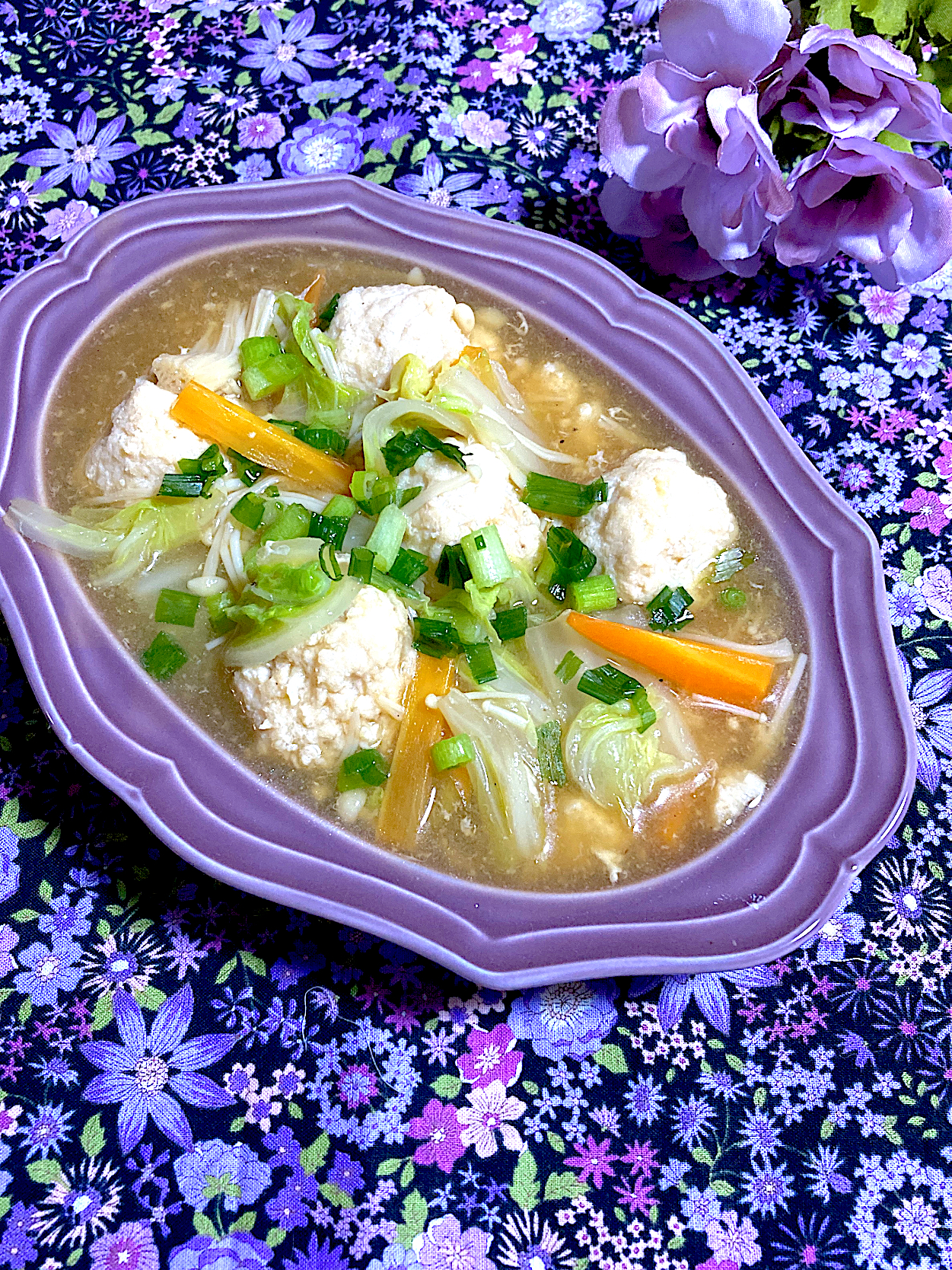 鶏団子と野菜のスープ風🍁