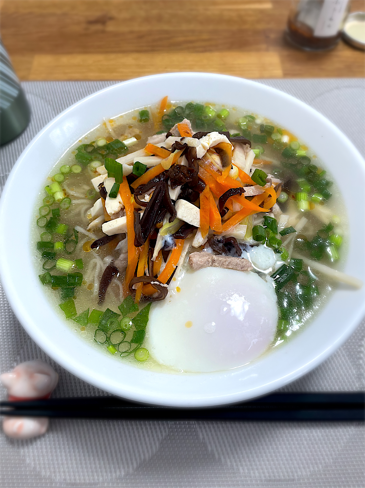 アルモンデ酸辣湯麺