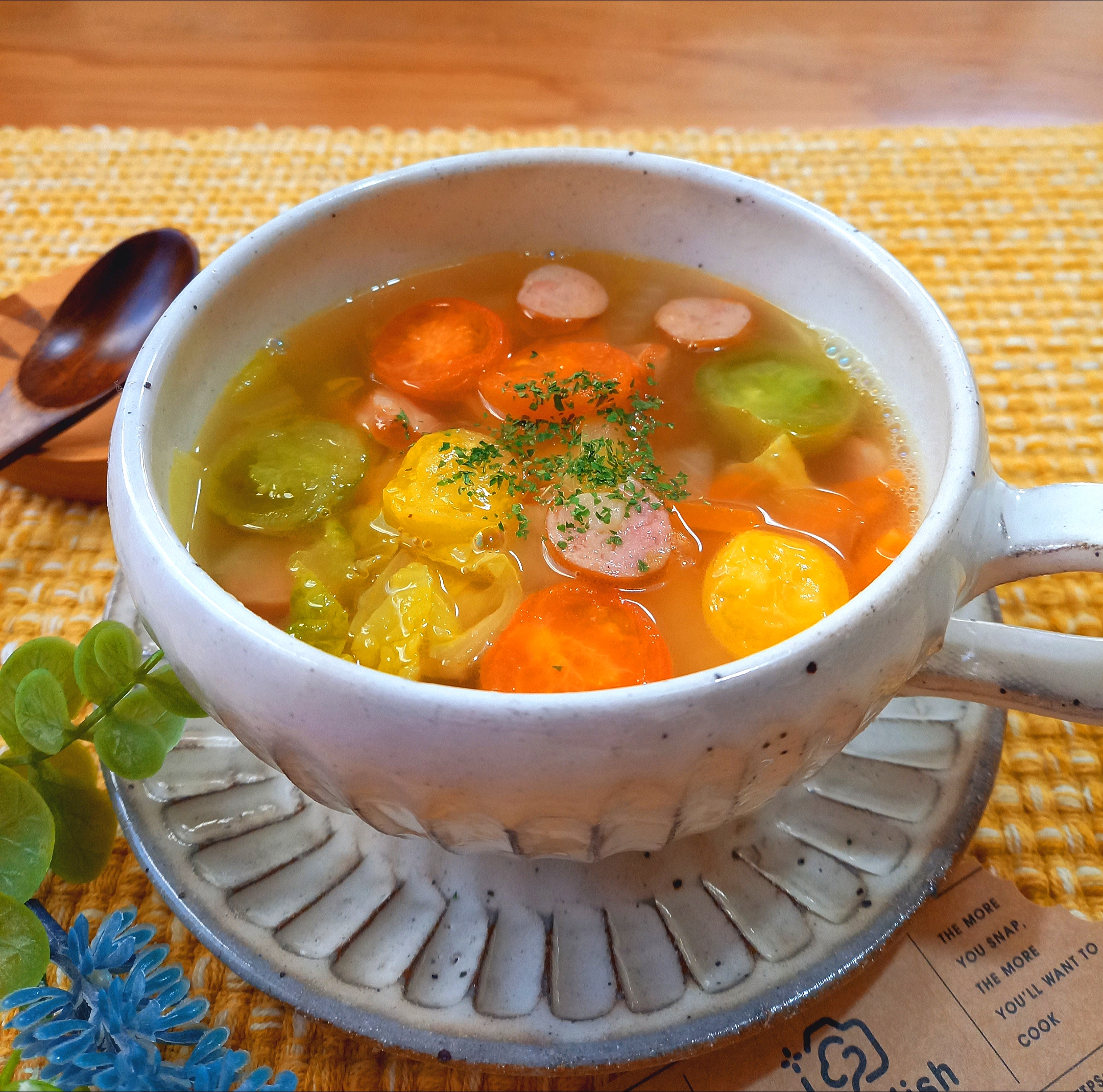 ホエイで作るアルモンデとプチトマトの少しすっばいスープ