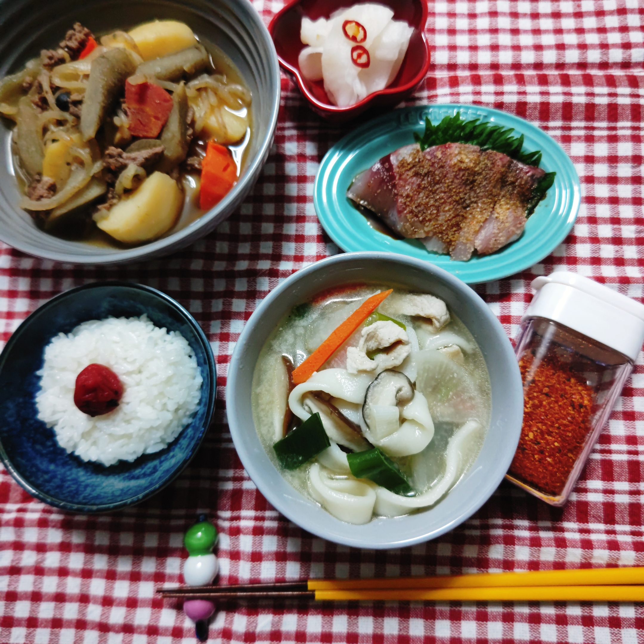 大分の料理　やせうま麺の豚汁