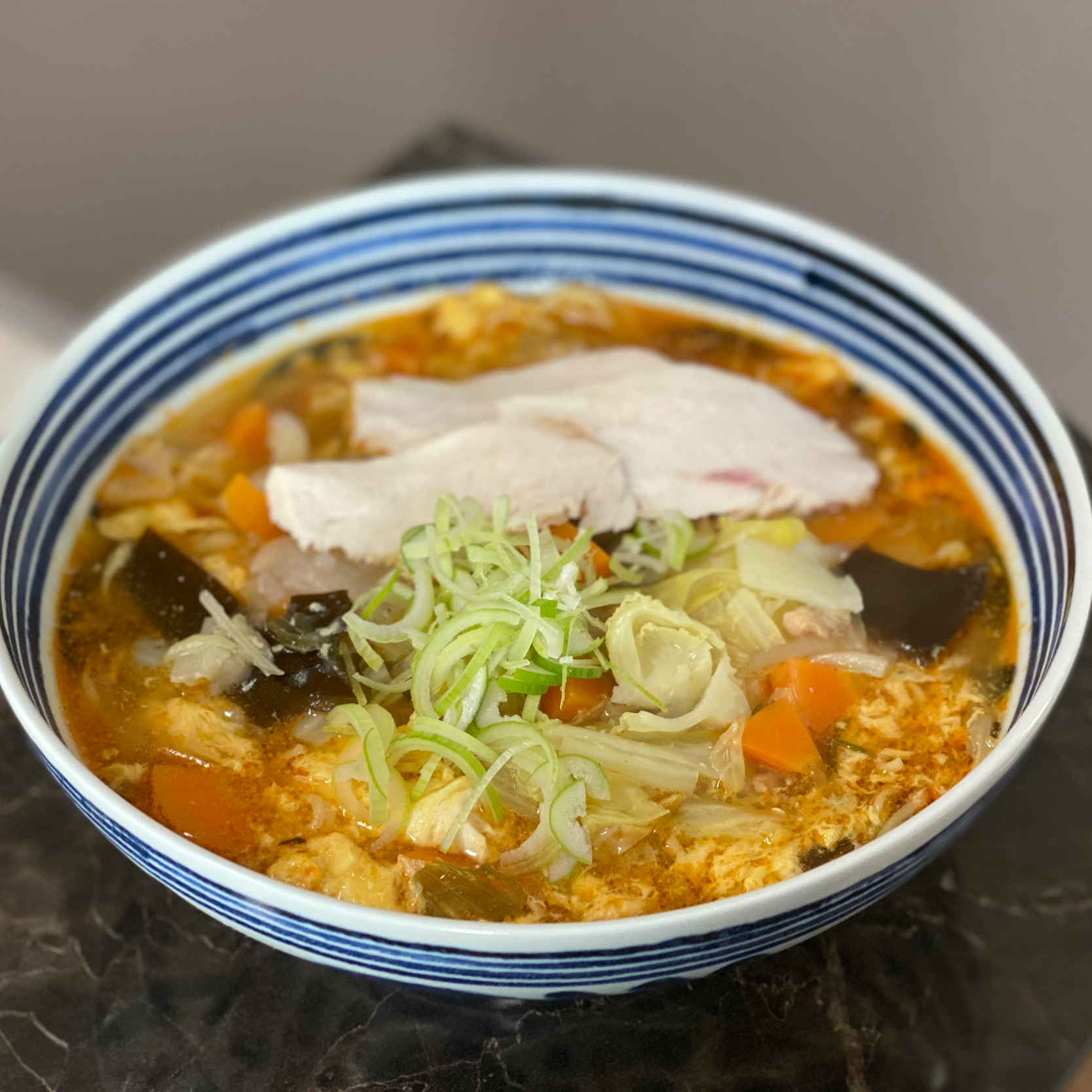 酸辣湯麺