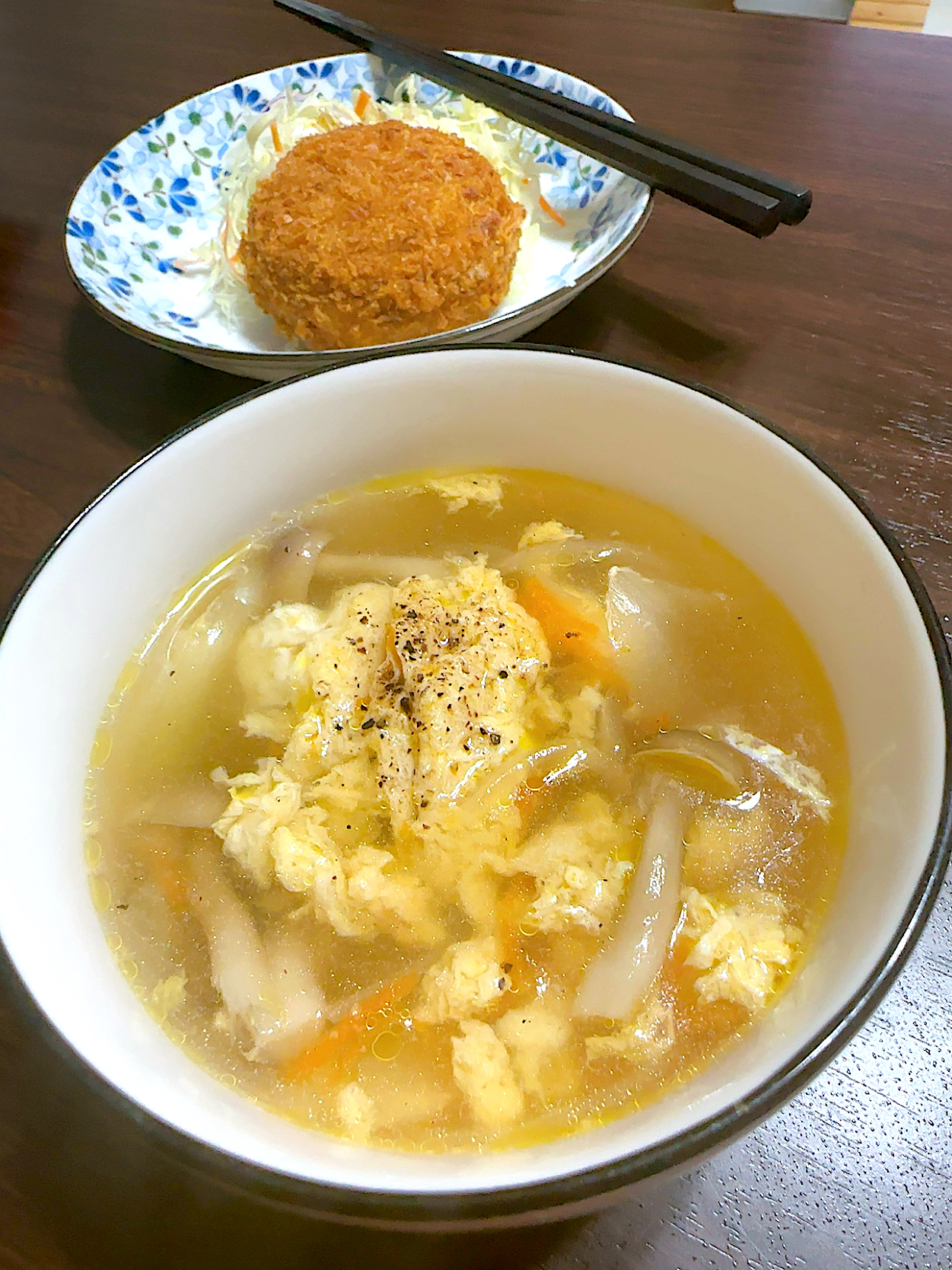 朝食の玉子コンソメスープ