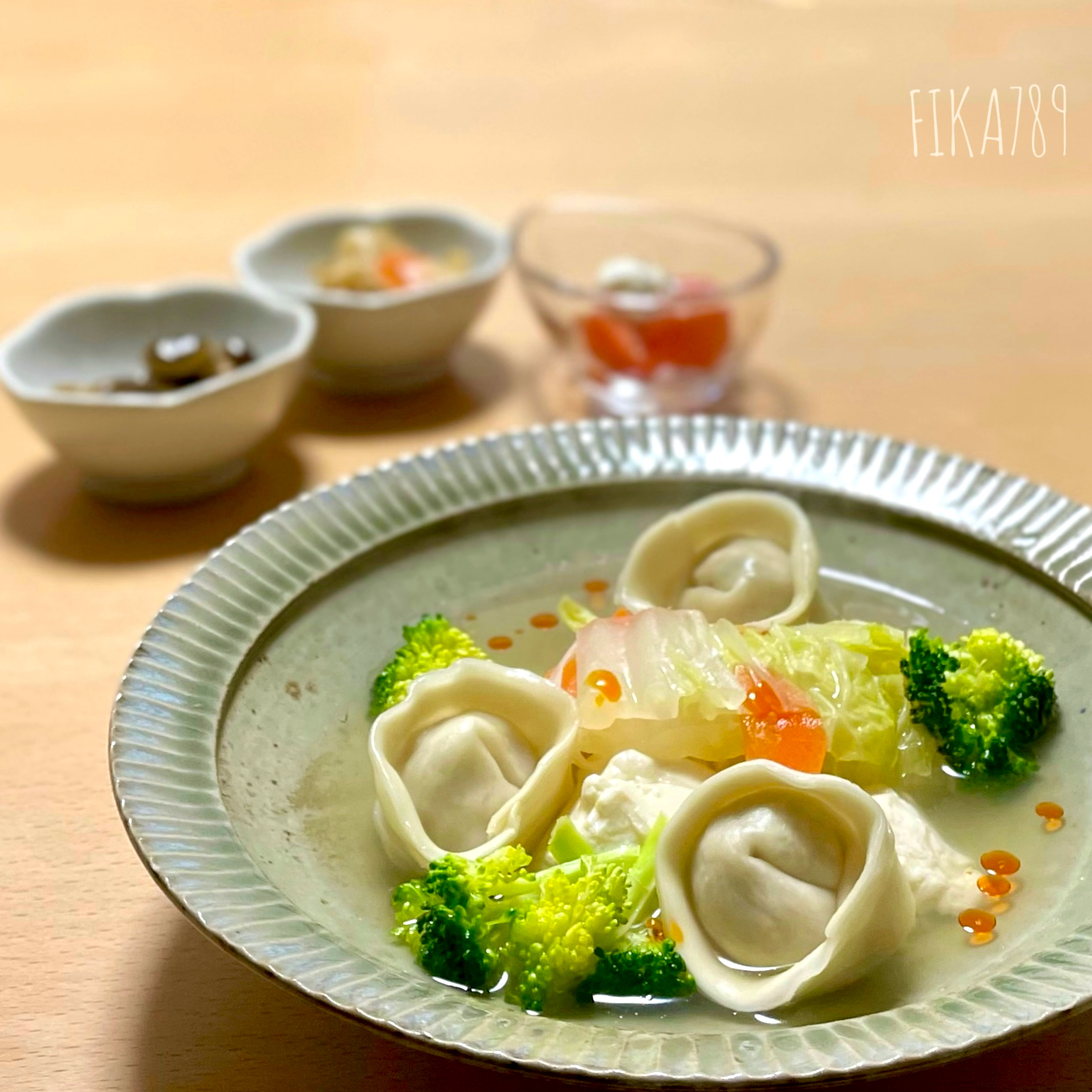 めいめいさんの料理 餃子入りスープ