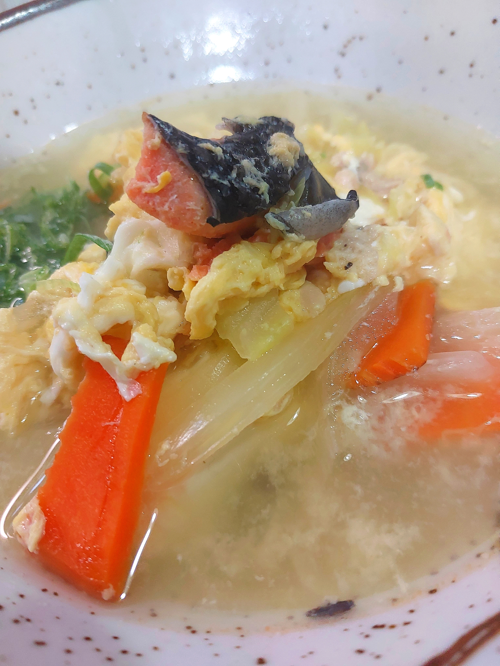 ペンギン🐧さんの料理から

野菜スープを使って、鮭、玉ねぎ、人参



たまごとじ🙆