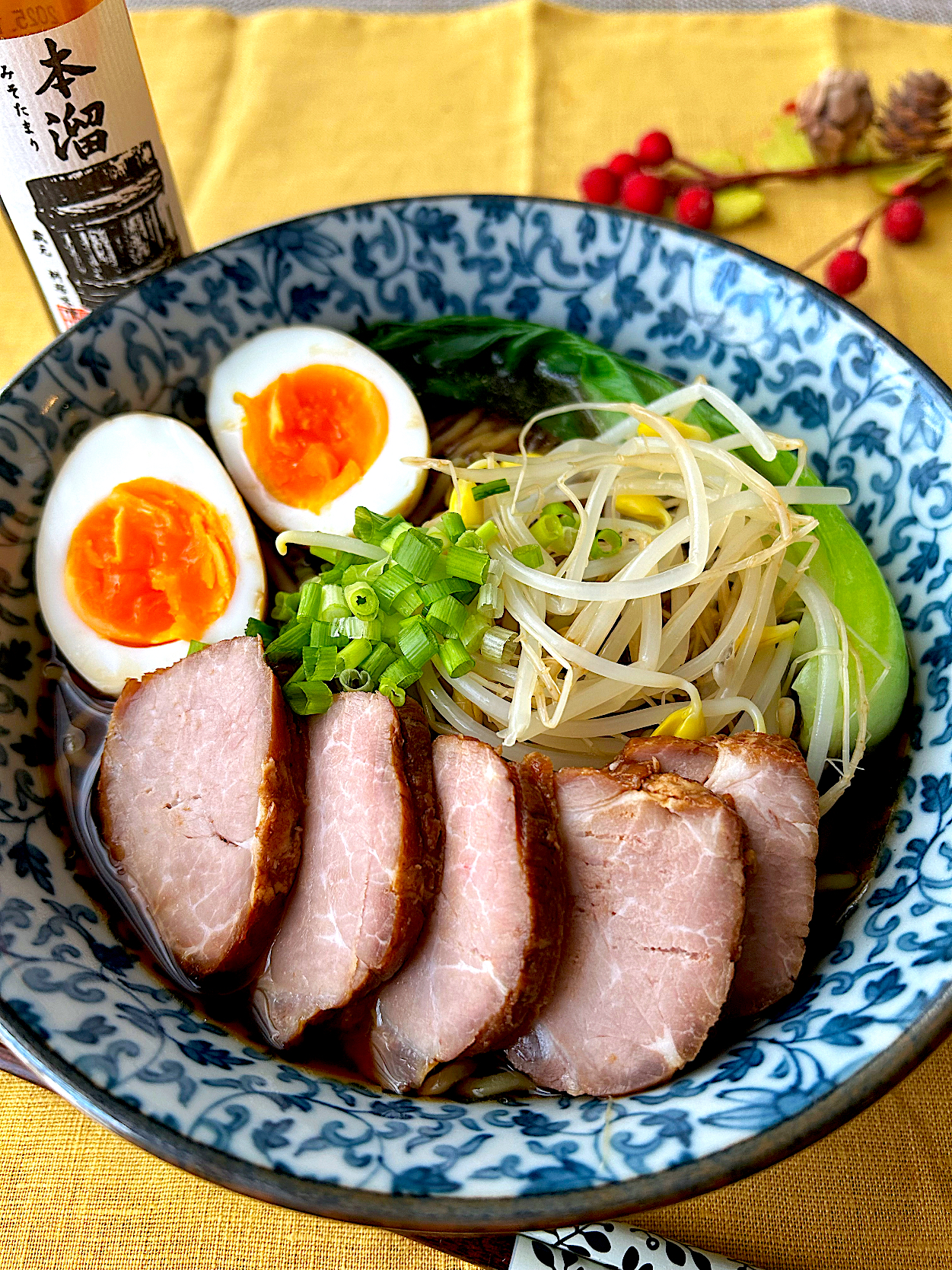 【食卓を紡ぐおたより便】みそたまり de 焼豚醤油ラーメン🍜