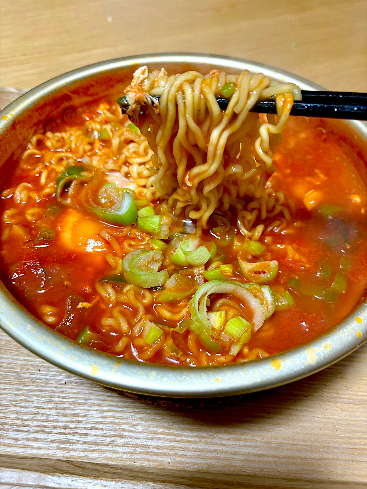 今日の夜ごはん~韓国で再ブーム（？）話題のトマトラーメン~