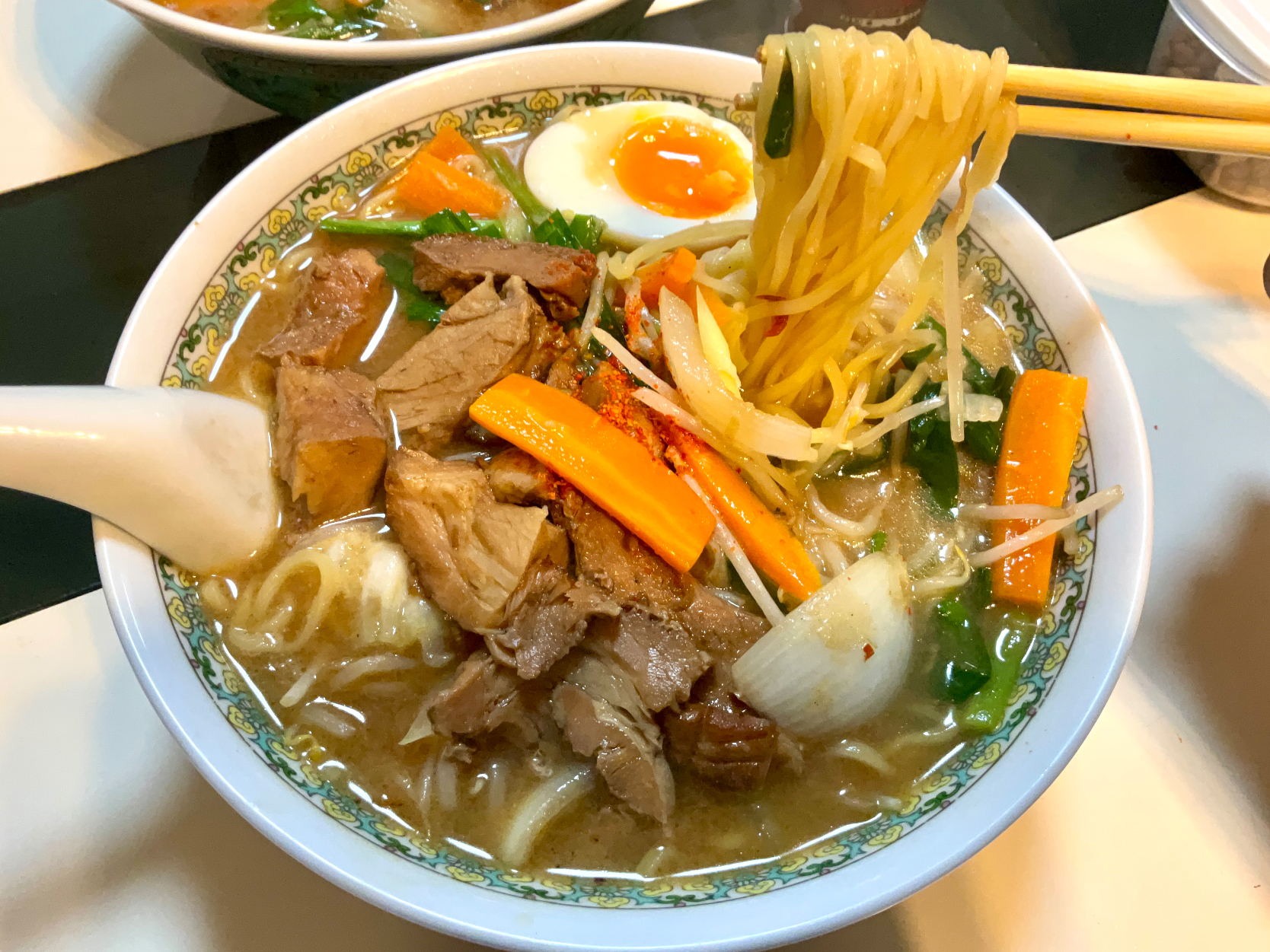 コロコロ手作りチャーシュー入りの味噌ラーメン