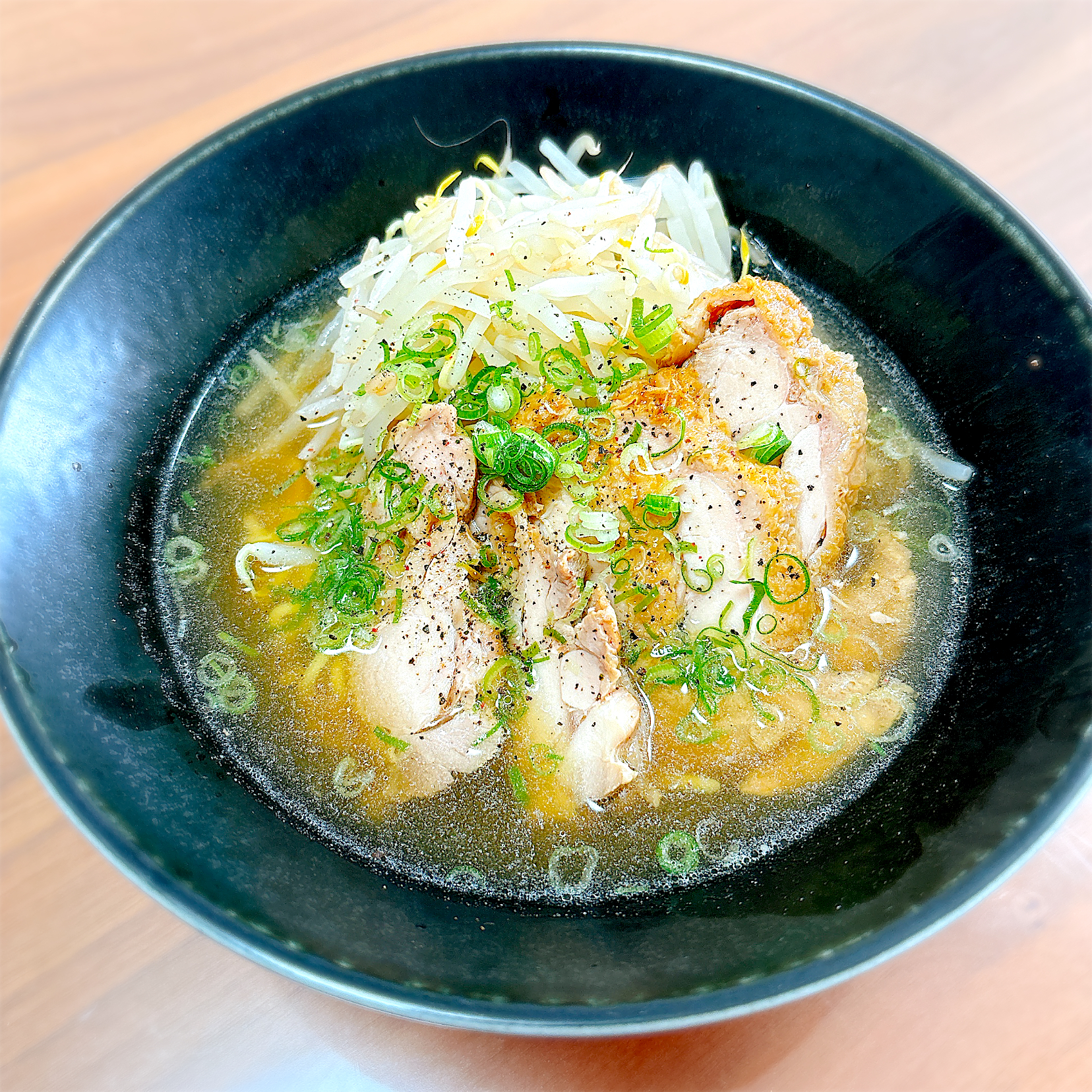 鶏チャーシュー麺