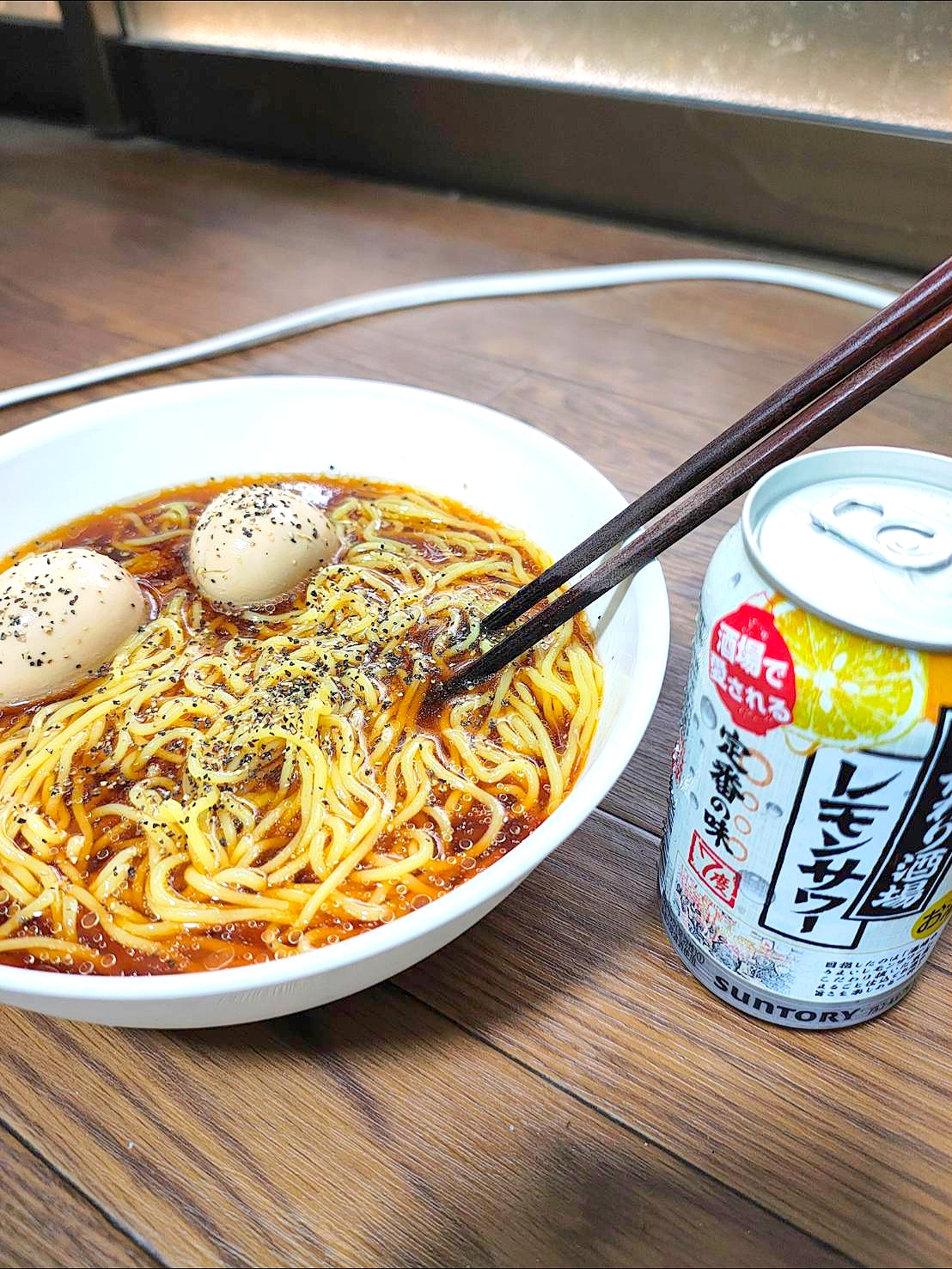 あっさり昔風醤油ラーメン。味玉のみのせ