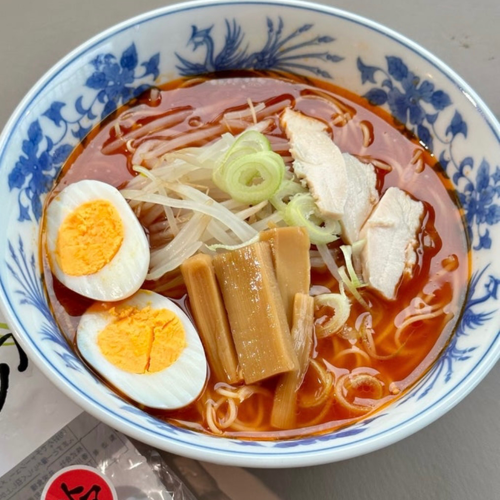 小豆島のオリーブラーメンはトマト味