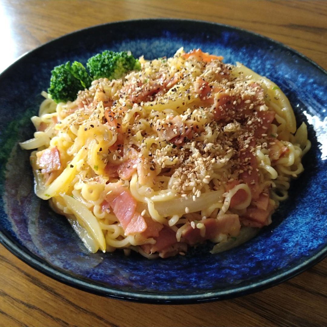 俺の塩ラーメンカルボナーラ