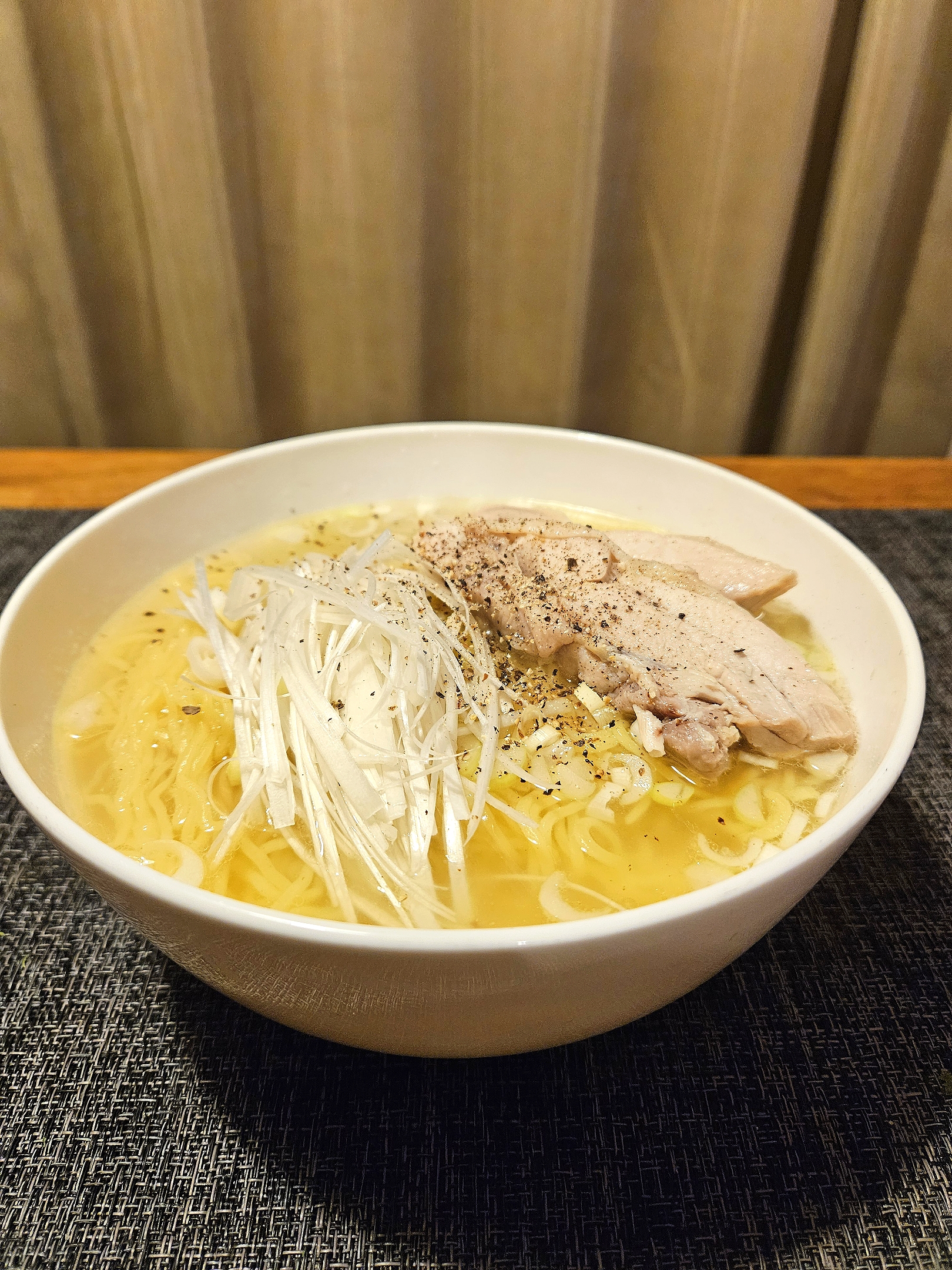 鳥清湯ラーメン