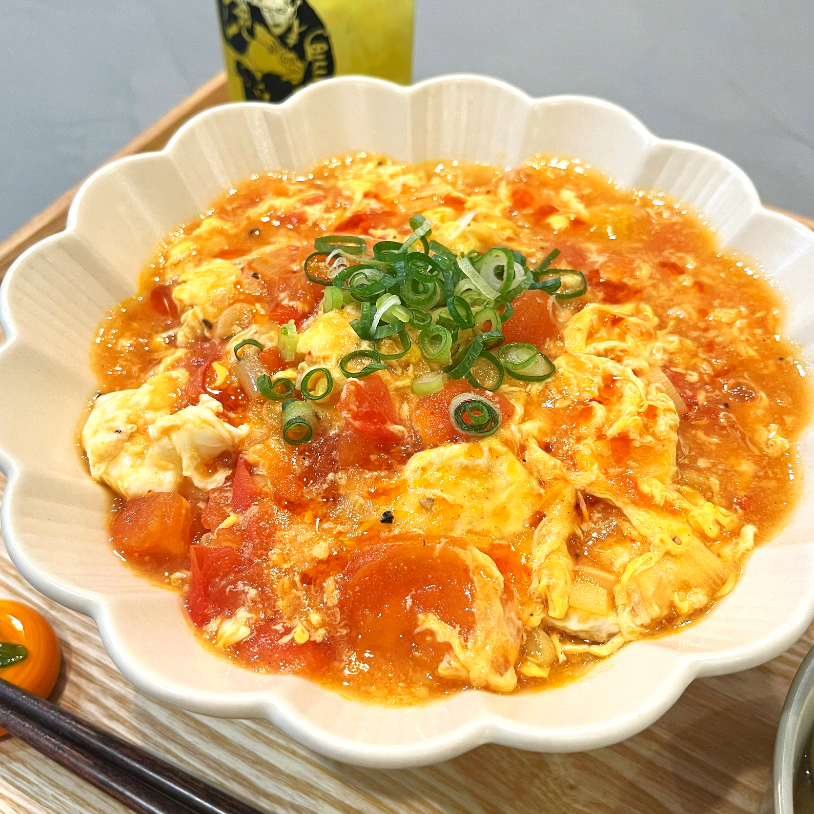 ピリ辛トマ玉味噌ラーメン