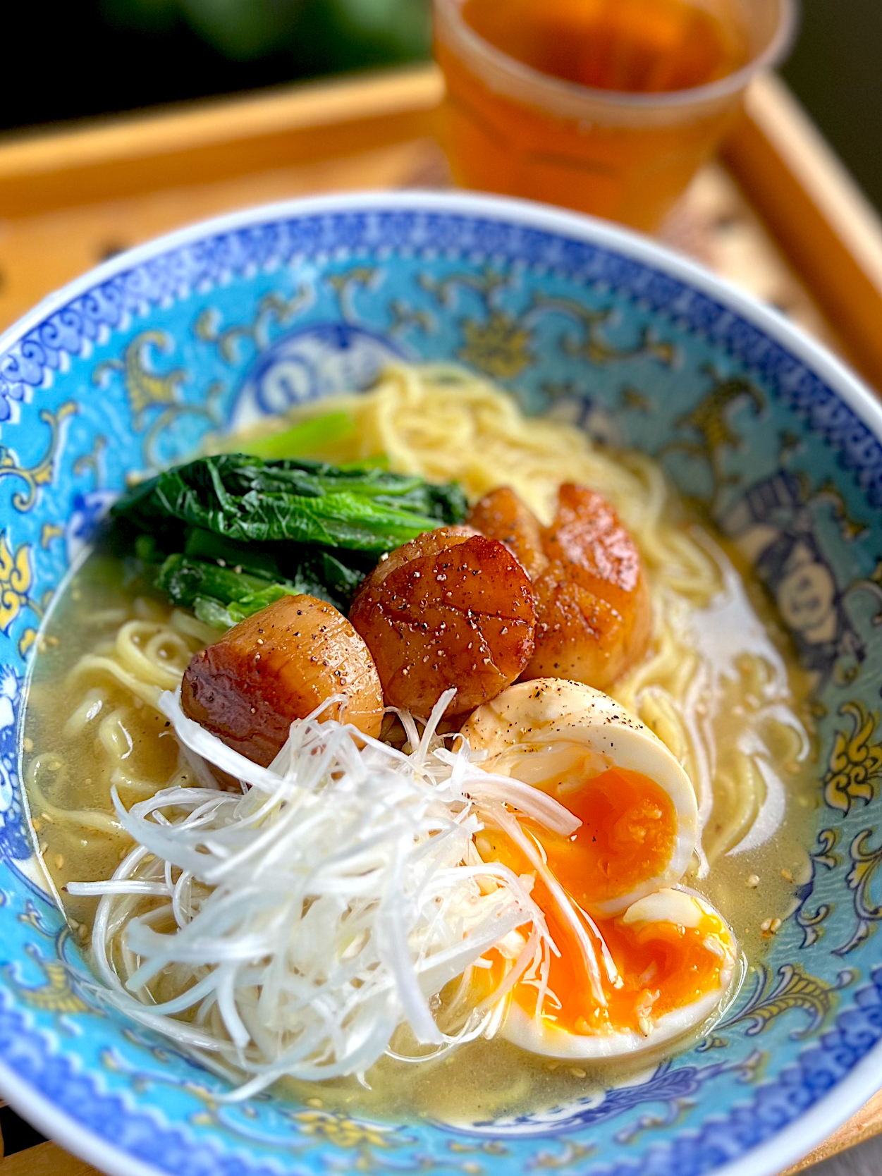 焦がしバター醤油の帆立入り塩ラーメン🍜