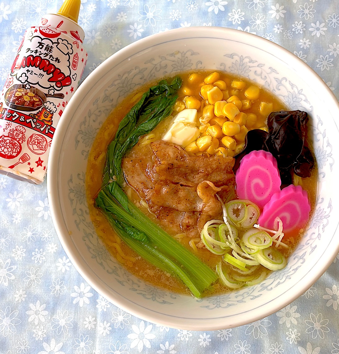 札幌とんこつ味噌ラーメン